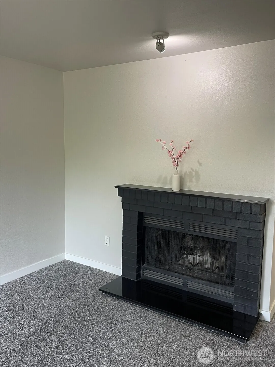 14206 NE 181st Place #L206, Woodinville, WA 98072