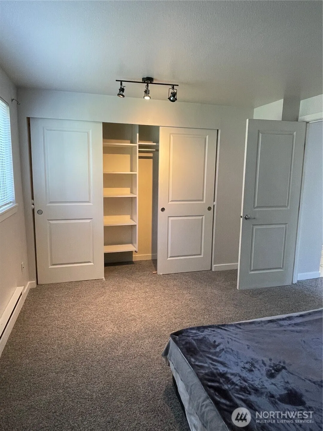 14206 NE 181st Place #L206, Woodinville, WA 98072