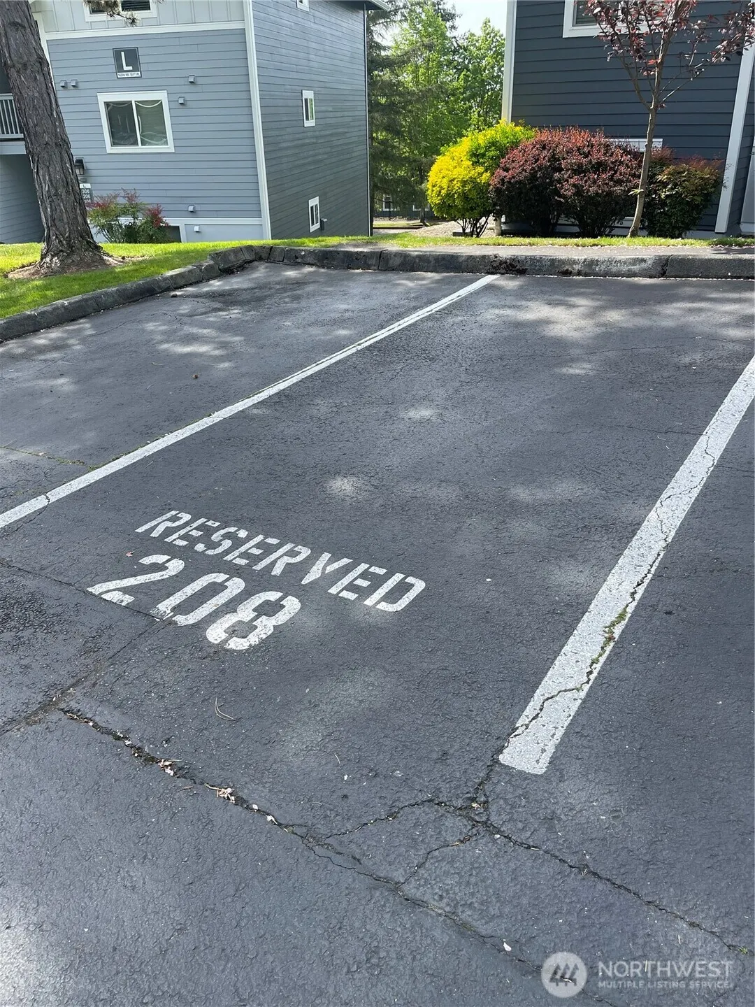 14206 NE 181st Place #L206, Woodinville, WA 98072