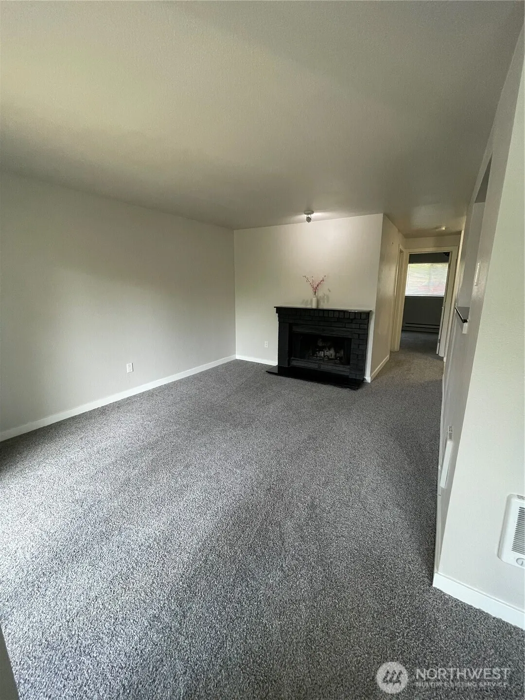 14206 NE 181st Place #L206, Woodinville, WA 98072