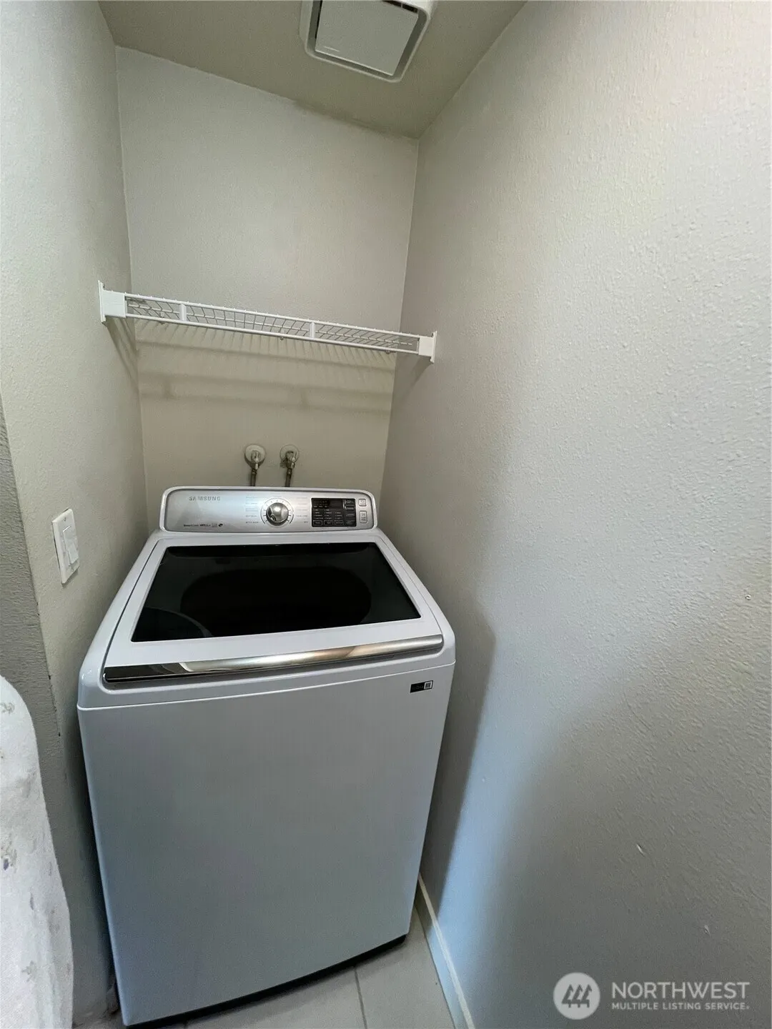 14206 NE 181st Place #L206, Woodinville, WA 98072