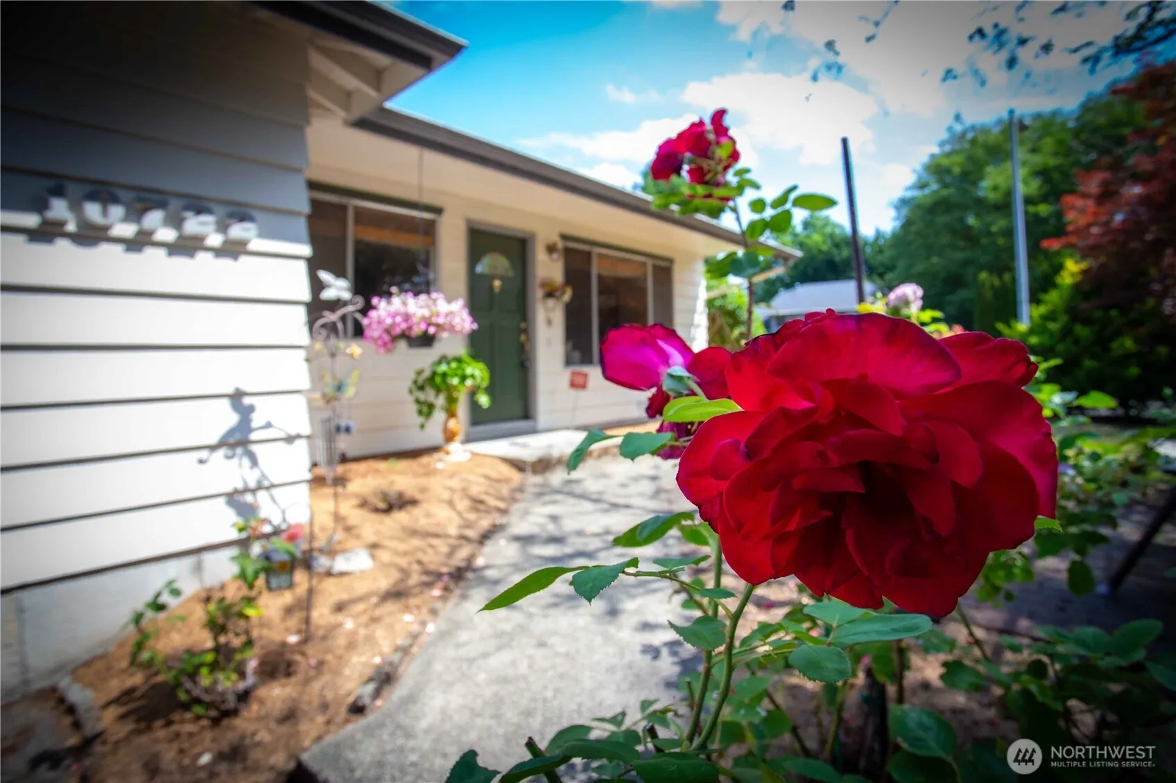 10722 NE 142nd Street , Kirkland, WA 98034