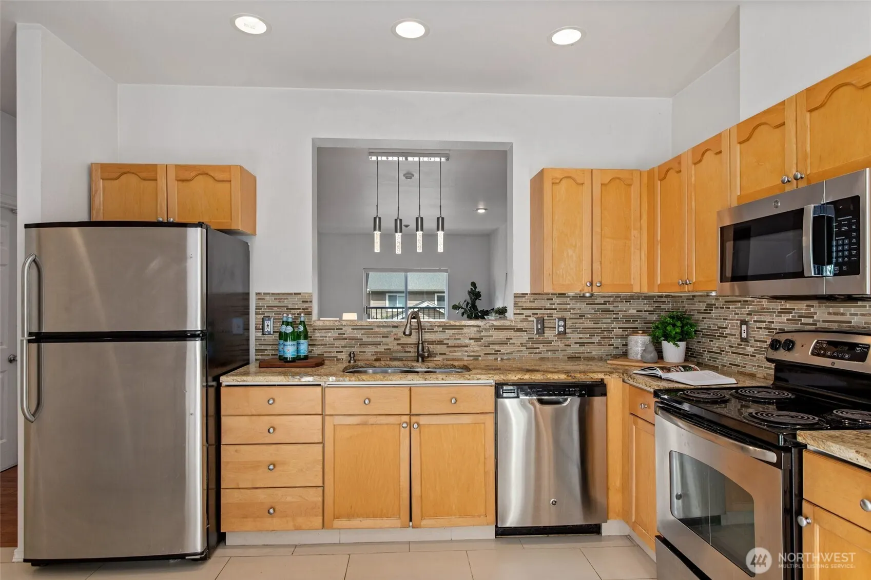 9309 177th Place NE #3, Redmond, WA 98052