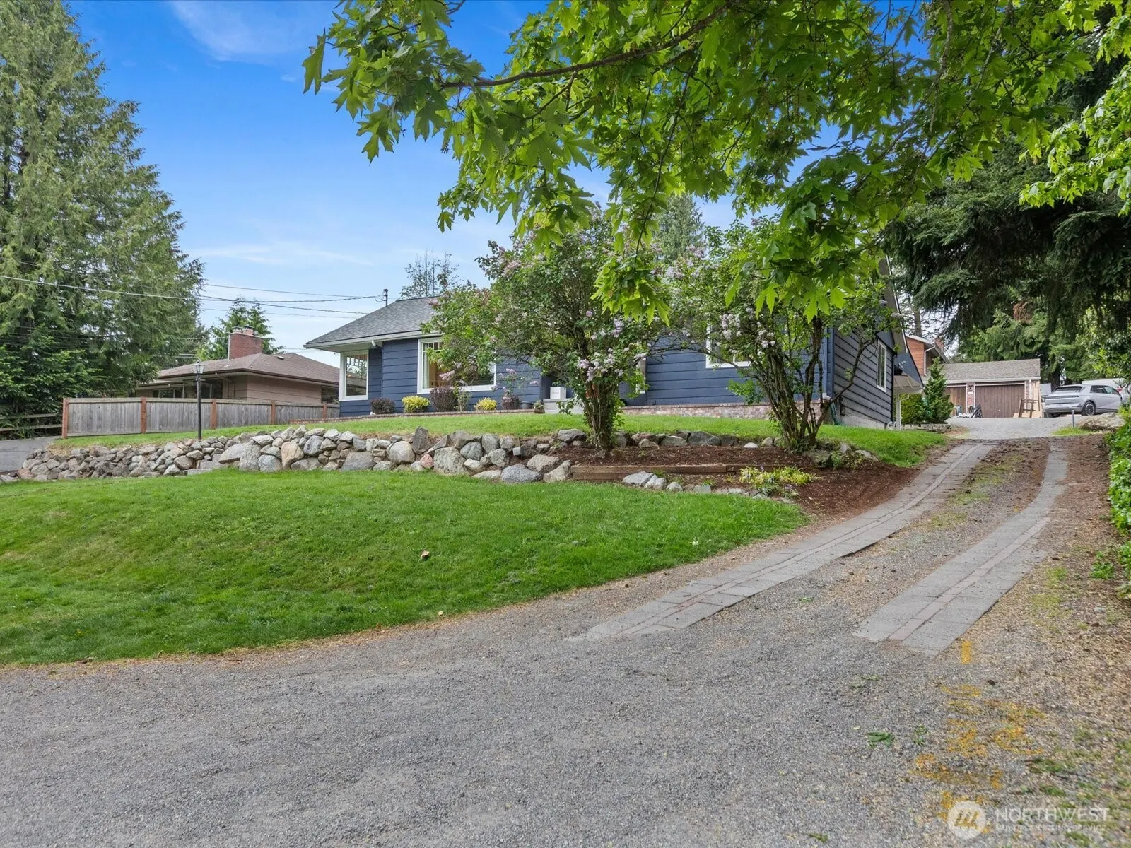 10723 Densmore Avenue N, Seattle, WA 98133