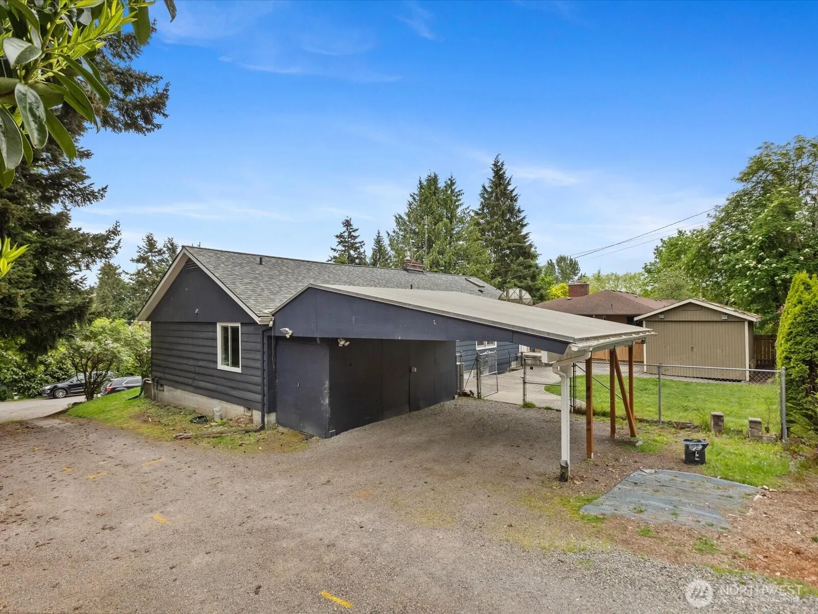 10723 Densmore Avenue N, Seattle, WA 98133