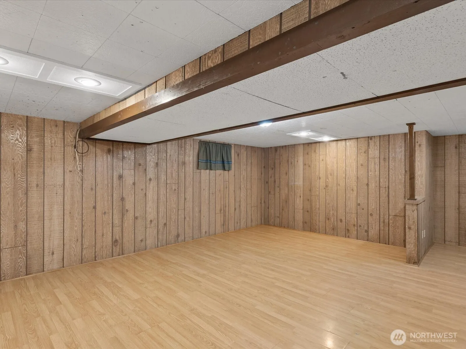 10723 Densmore Avenue N, Seattle, WA 98133