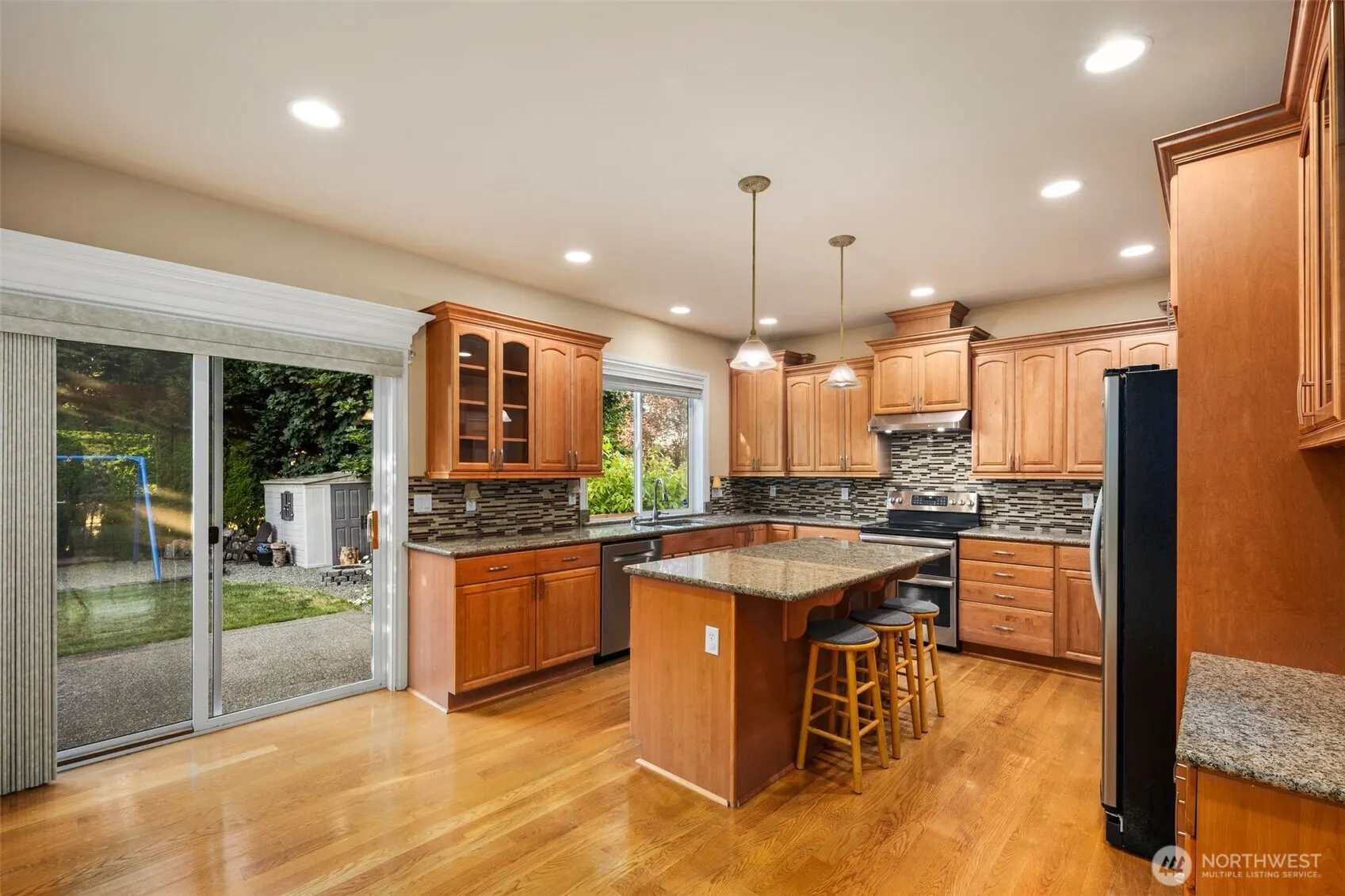 13106 SE 261st Place , Kent, WA 98030