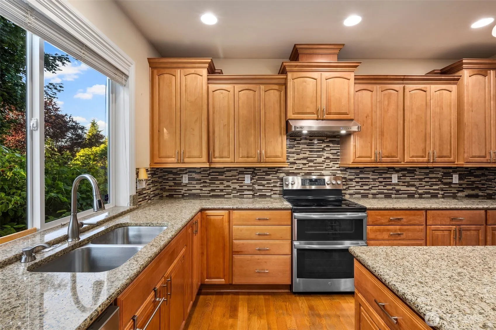13106 SE 261st Place , Kent, WA 98030