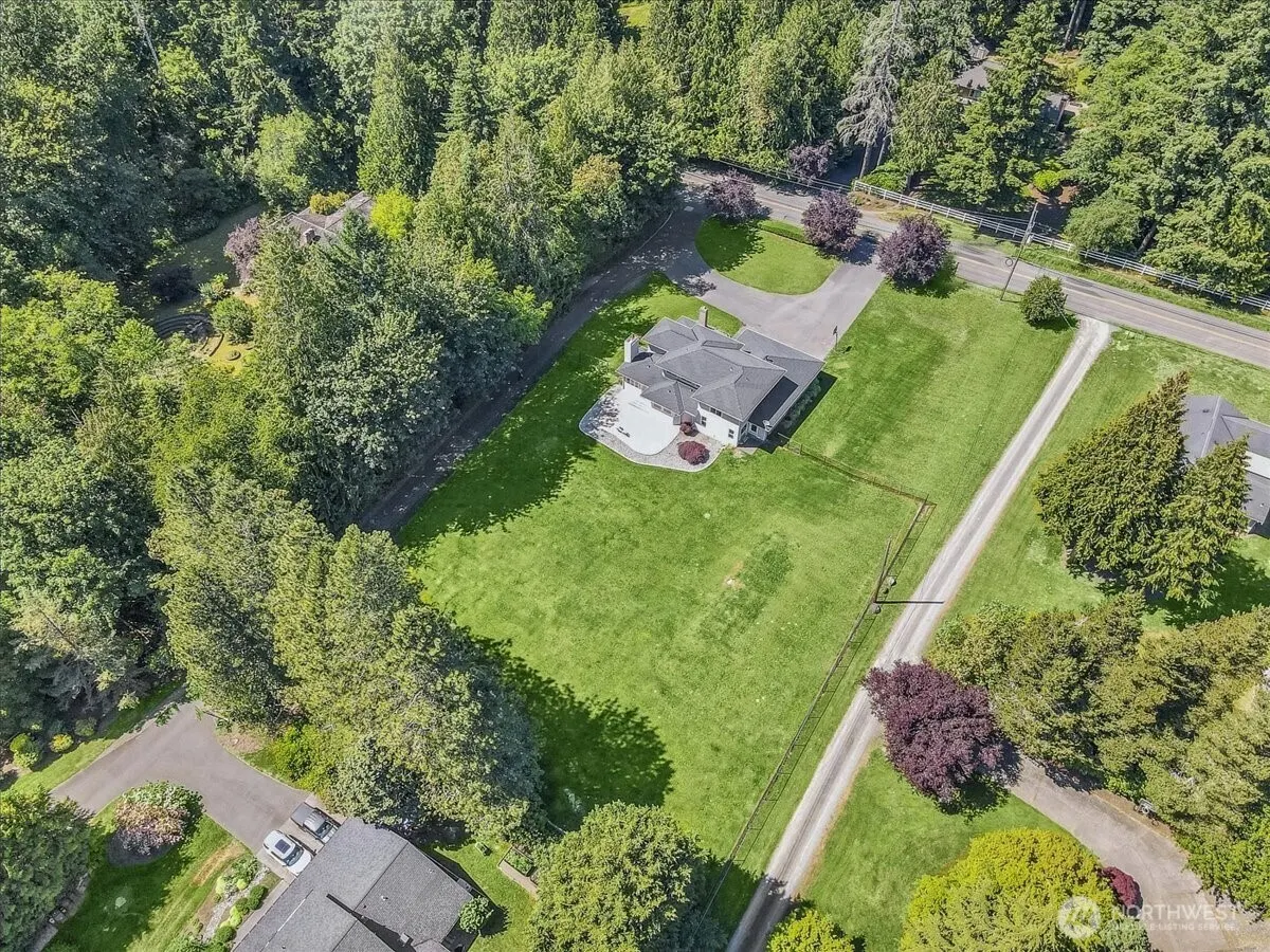 16005 NE 160th Street , Woodinville, WA 98072-8166