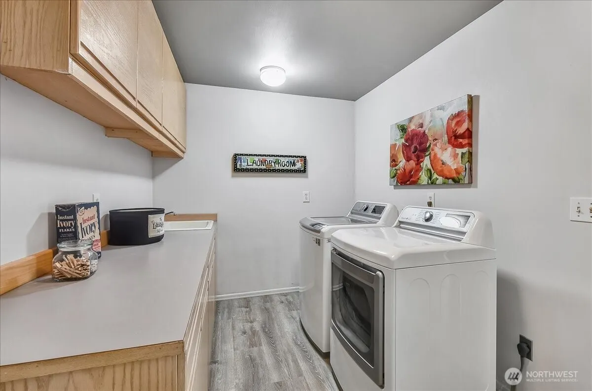 16005 NE 160th Street , Woodinville, WA 98072-8166