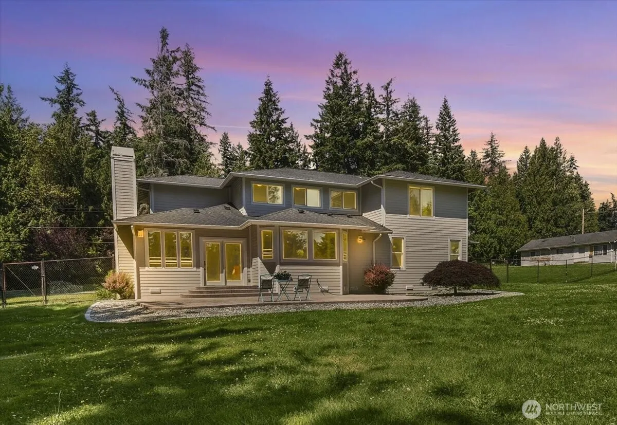 16005 NE 160th Street , Woodinville, WA 98072-8166