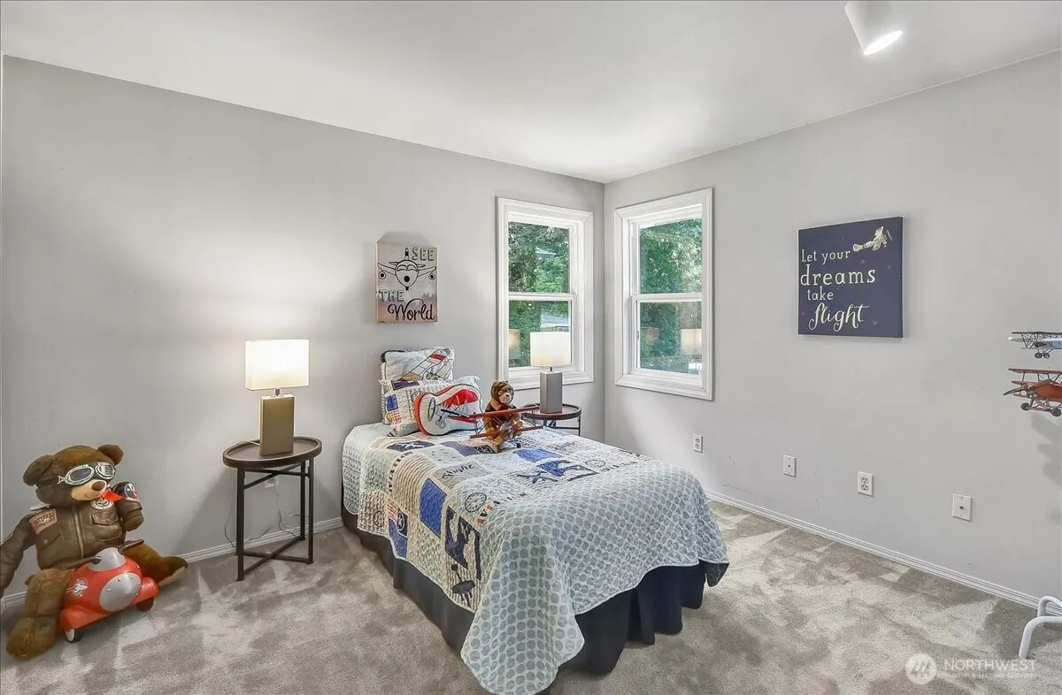 16005 NE 160th Street , Woodinville, WA 98072-8166
