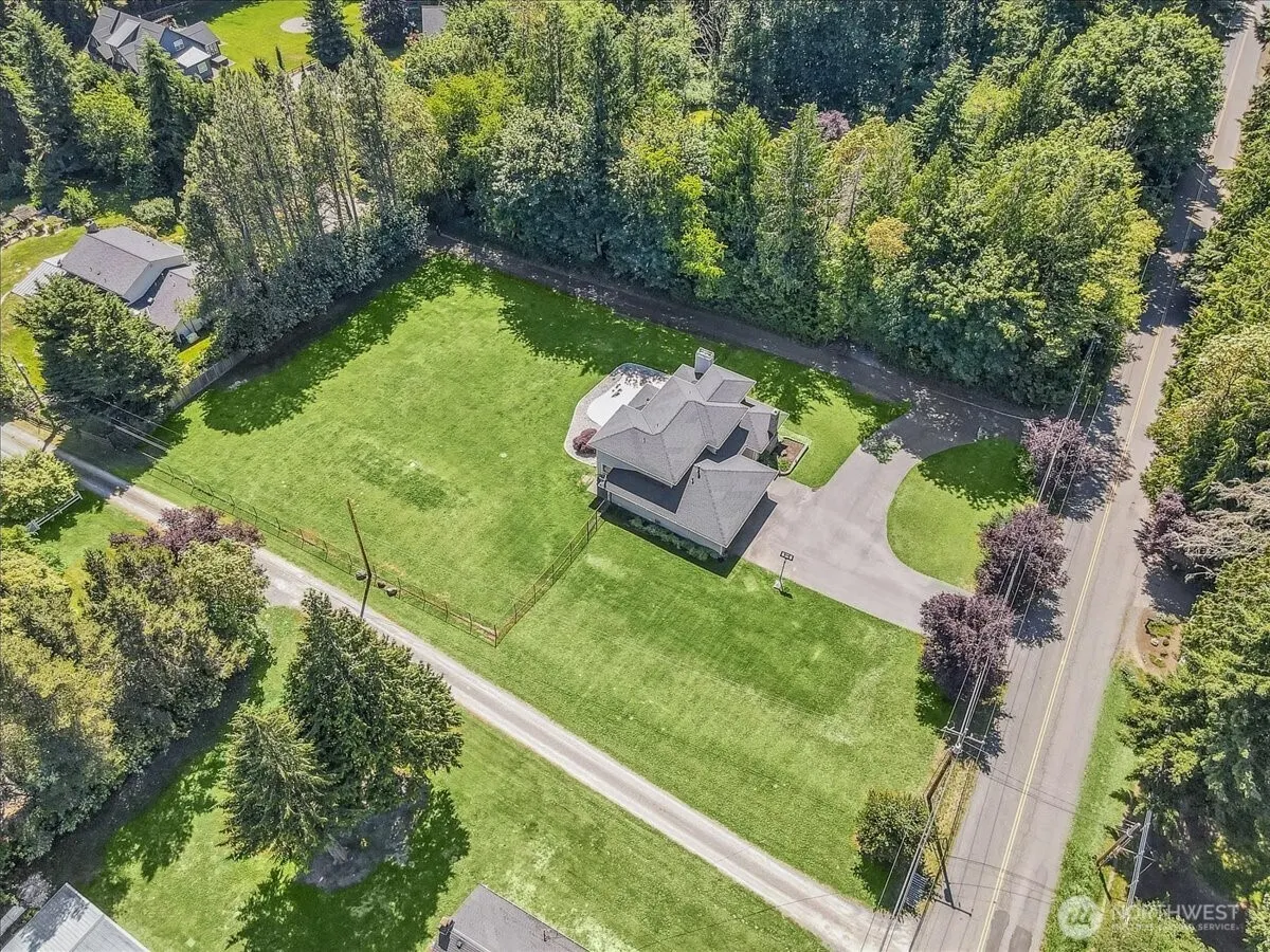 16005 NE 160th Street , Woodinville, WA 98072-8166