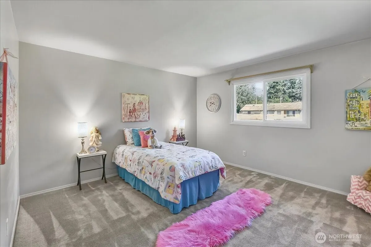 16005 NE 160th Street , Woodinville, WA 98072-8166