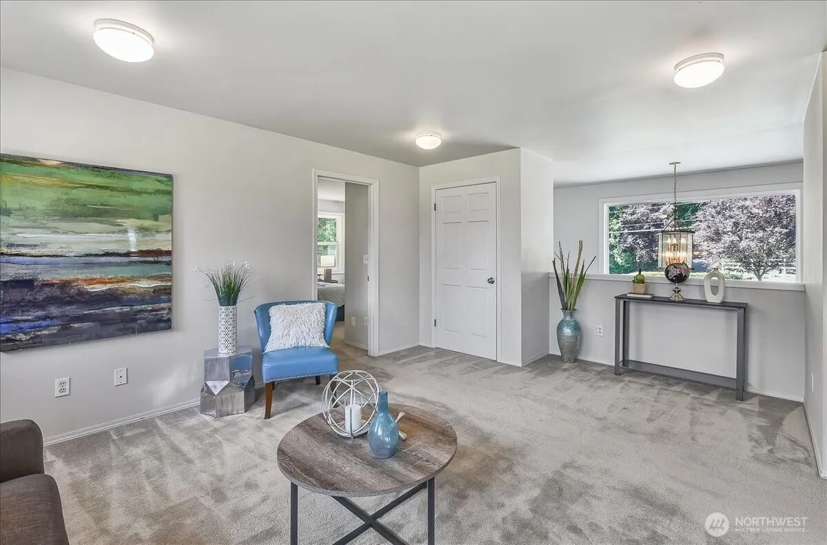 16005 NE 160th Street , Woodinville, WA 98072-8166