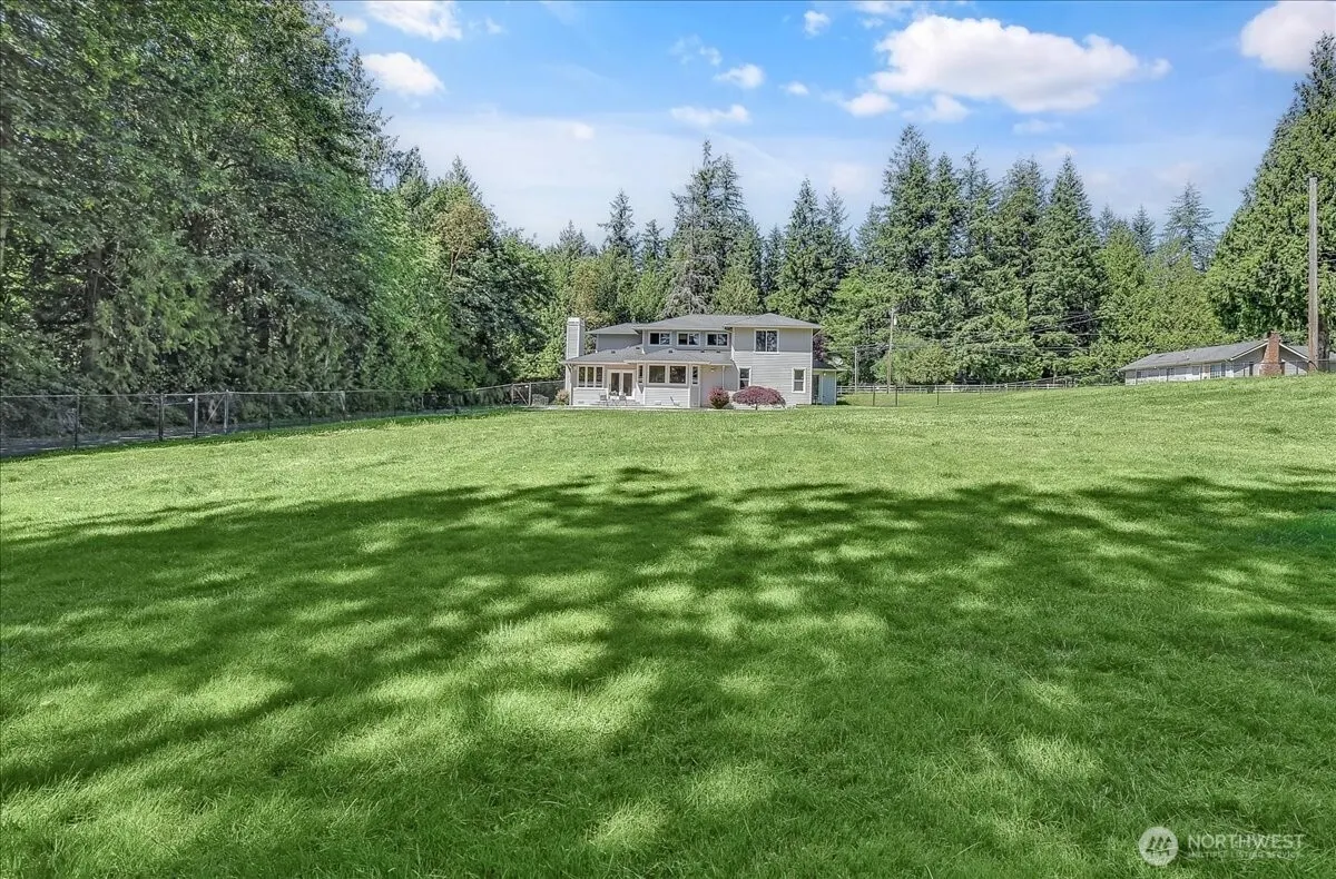 16005 NE 160th Street , Woodinville, WA 98072-8166