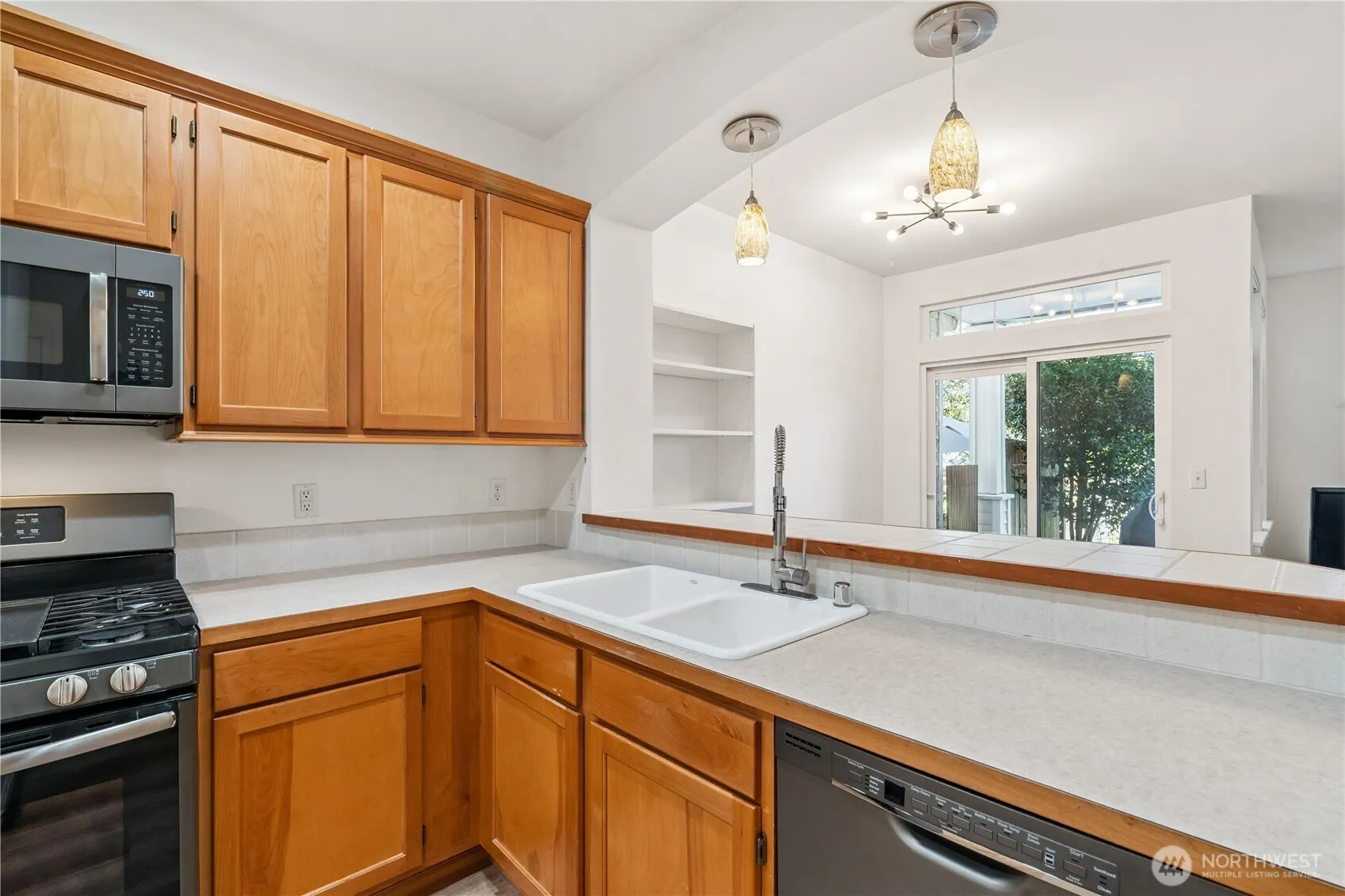 18708 109th Lane SE #K-30, Renton, WA 98055-8111