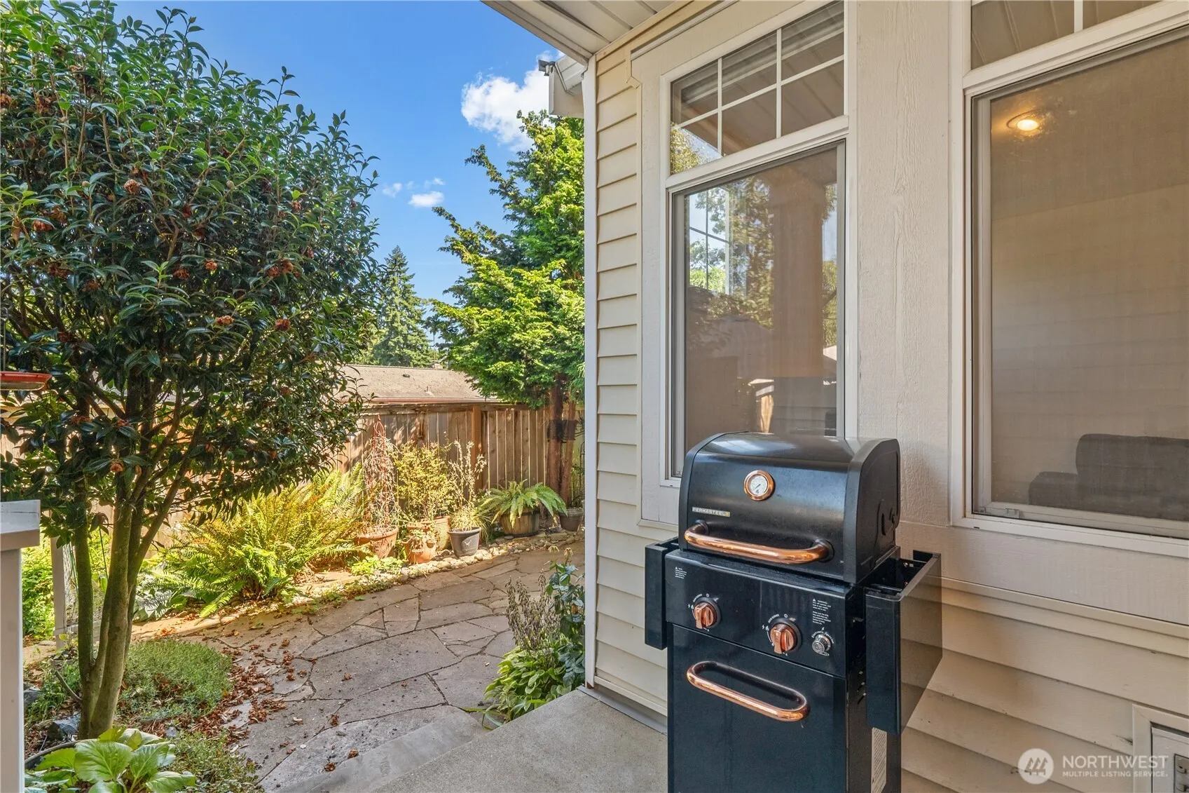 18708 109th Lane SE #K-30, Renton, WA 98055-8111