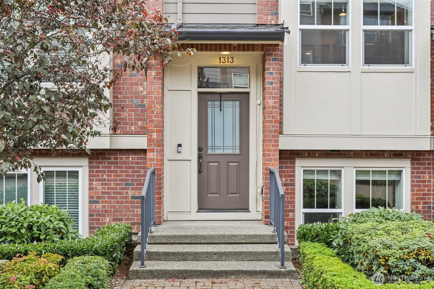1313 Brooklyn Walk NE, Issaquah, WA 98029