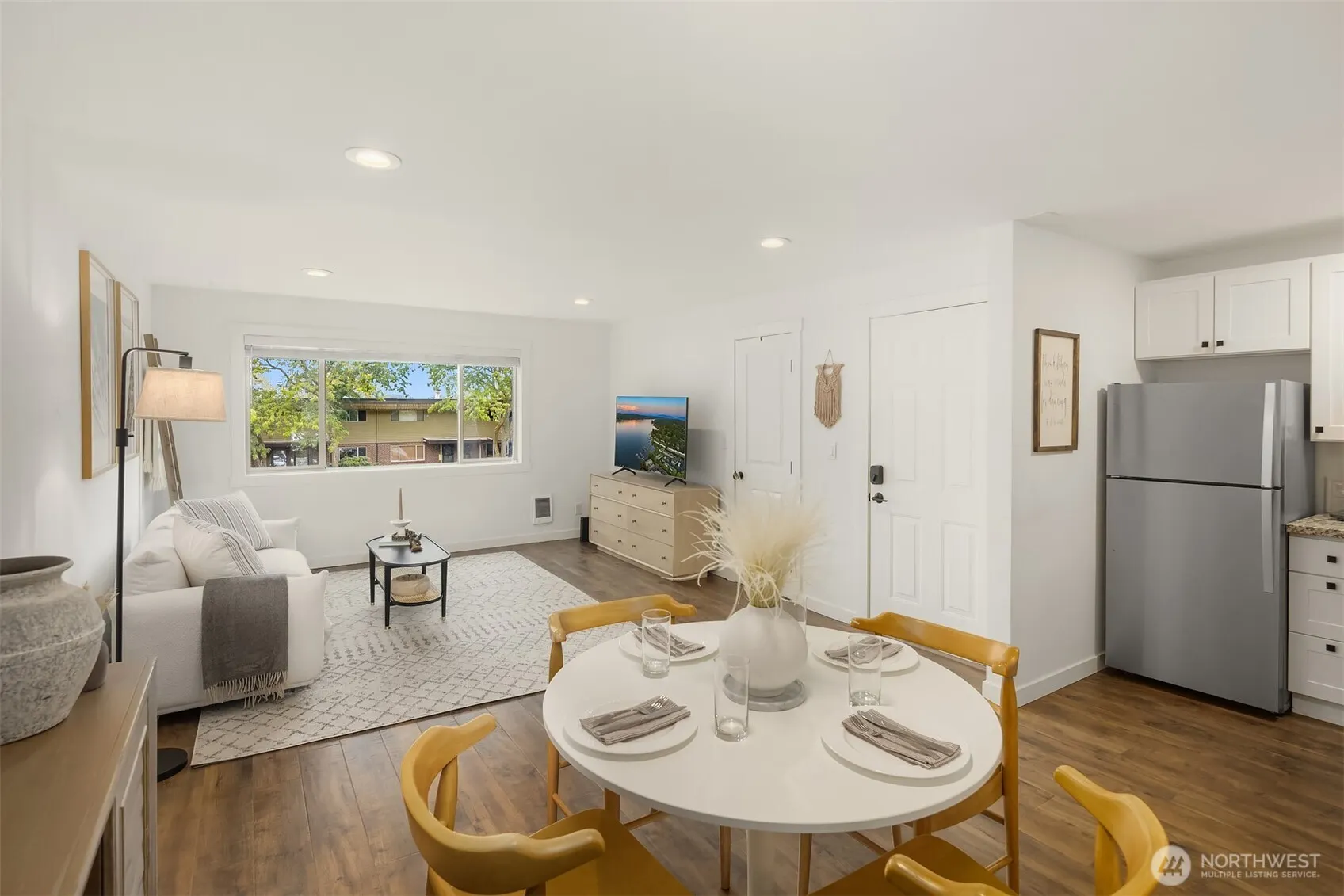 3834 175th Avenue NE #E49, Redmond, WA 98052