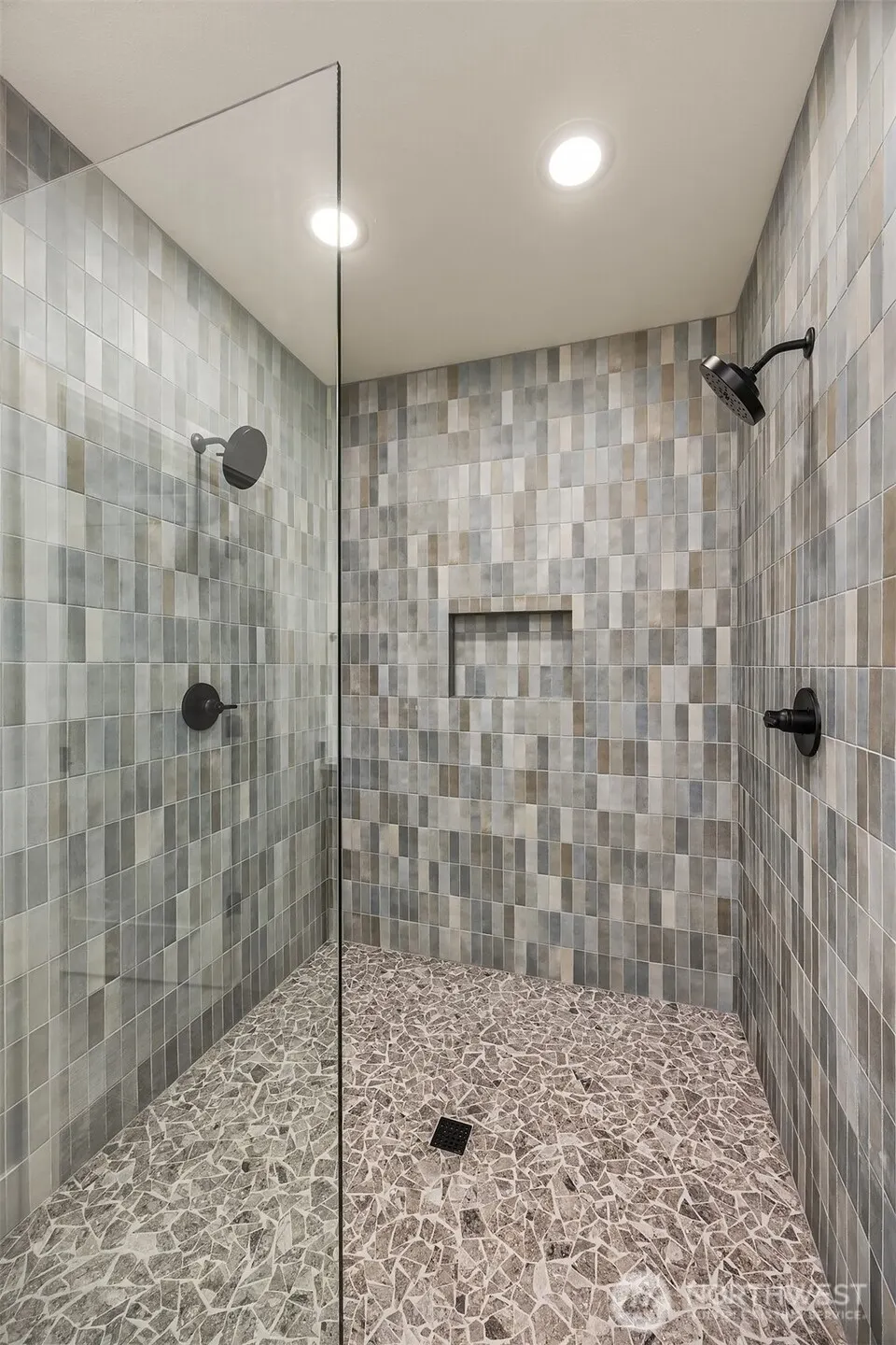 627 155th Avenue SE, Bellevue, WA 98007