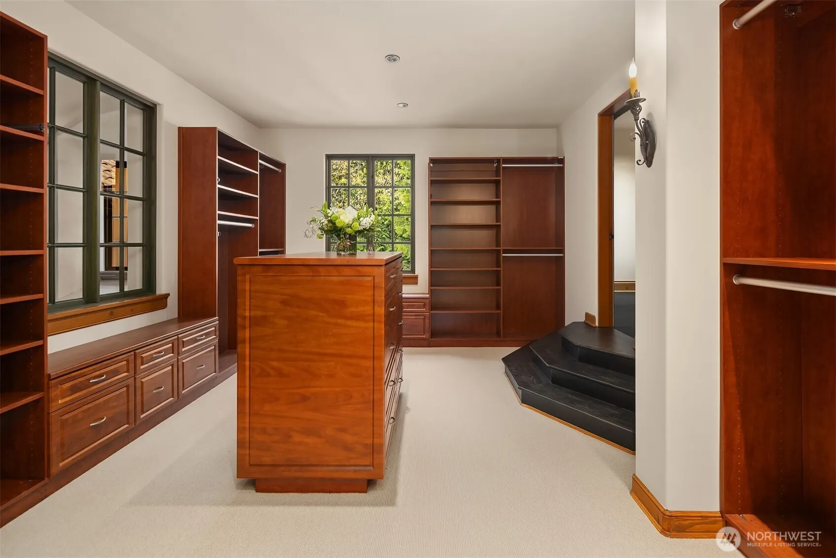 5565 248th Place SE, Issaquah, WA 98029