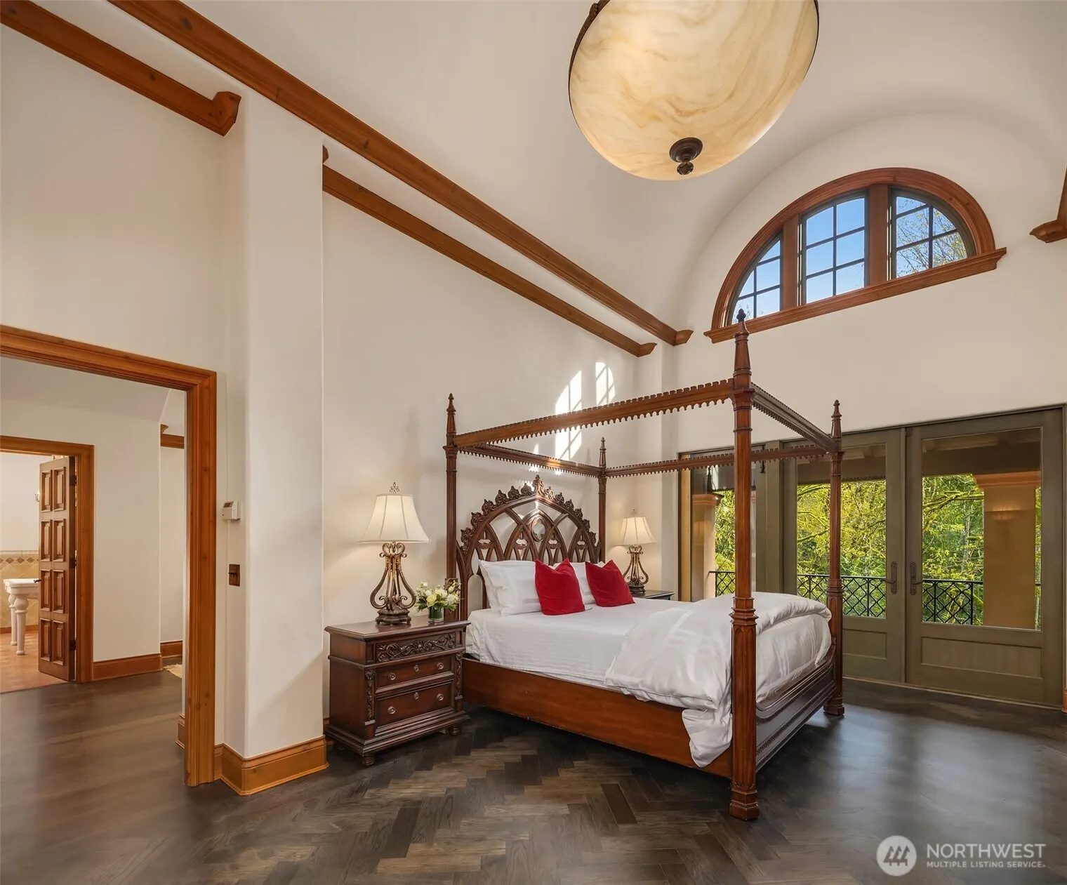 5565 248th Place SE, Issaquah, WA 98029