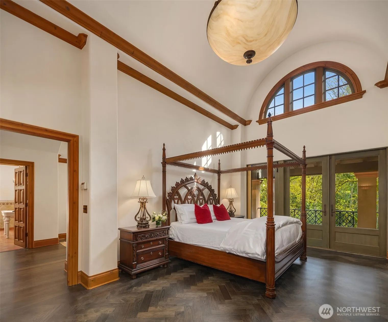 5565 248th Place SE, Issaquah, WA 98029
