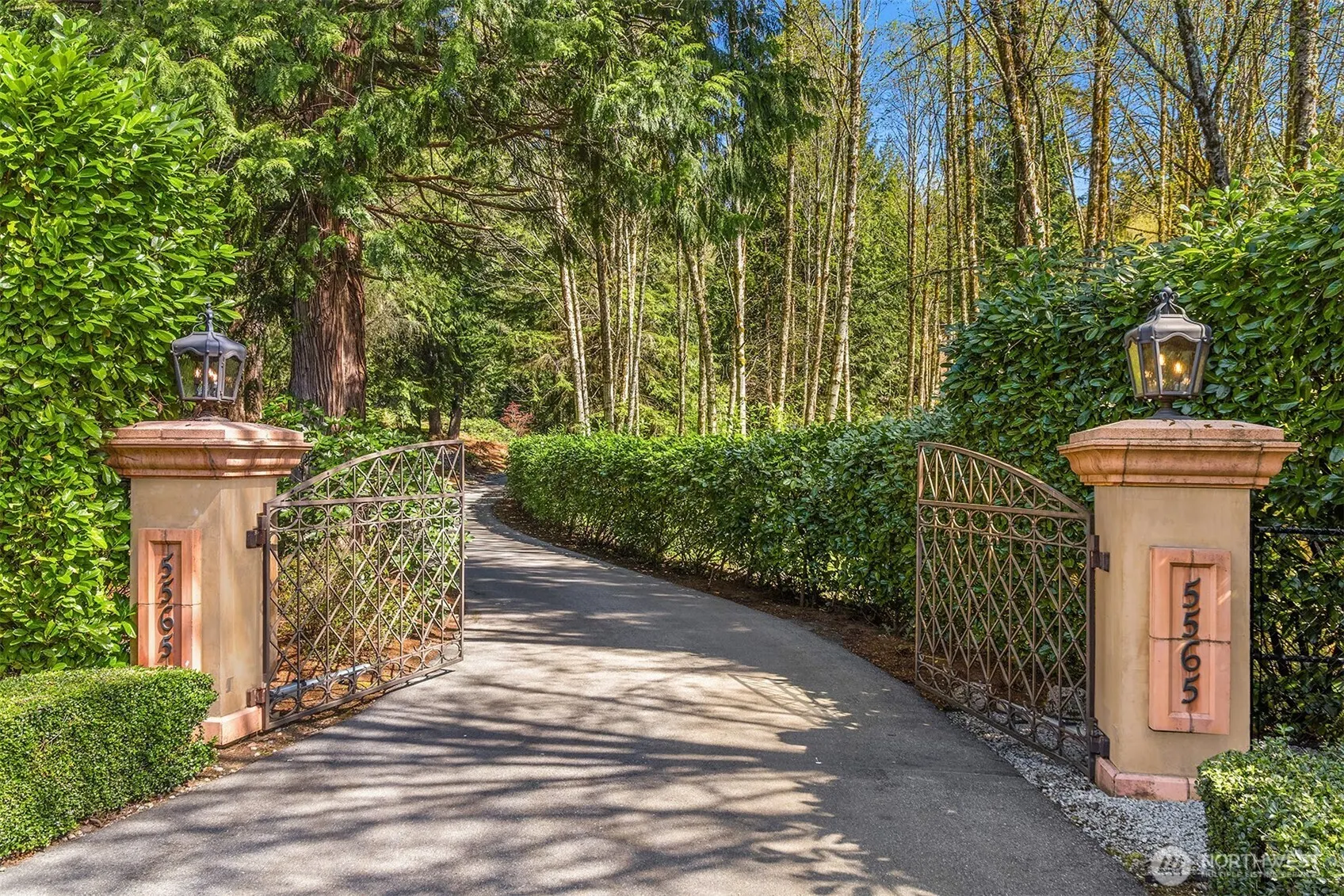 5565 248th Place SE, Issaquah, WA 98029