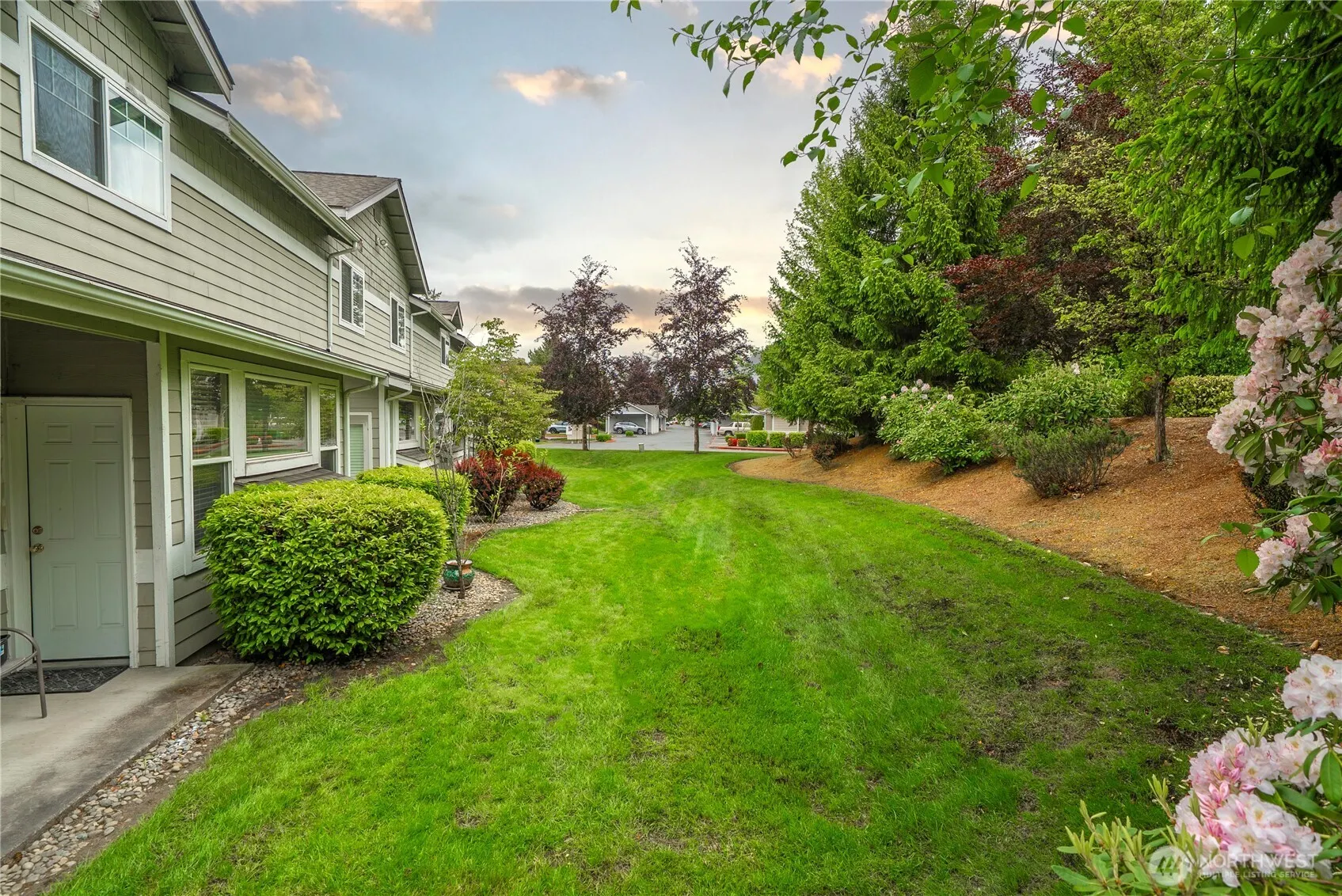 15150 140th Way SE #V104, Renton, WA 98058