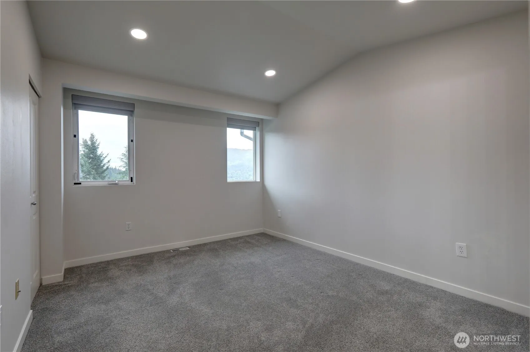 23120 SE Black Nugget Road #A2, Issaquah, WA 98029