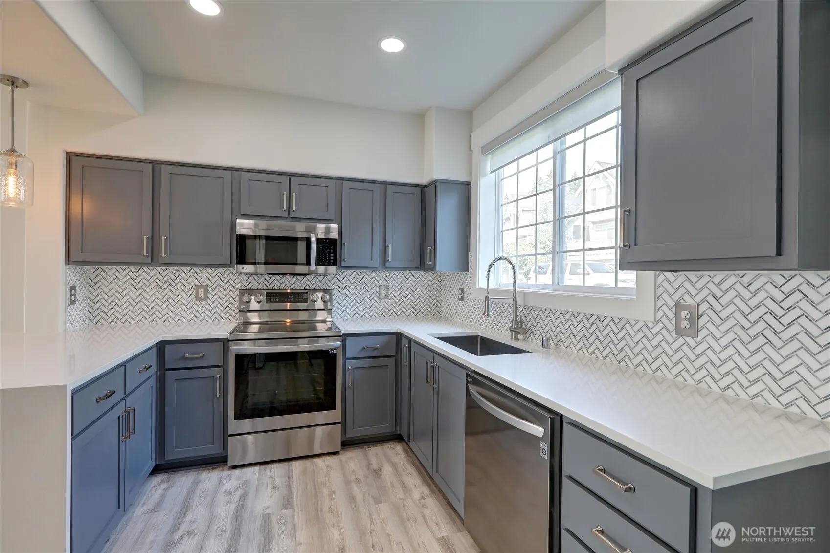 23120 SE Black Nugget Road #A2, Issaquah, WA 98029