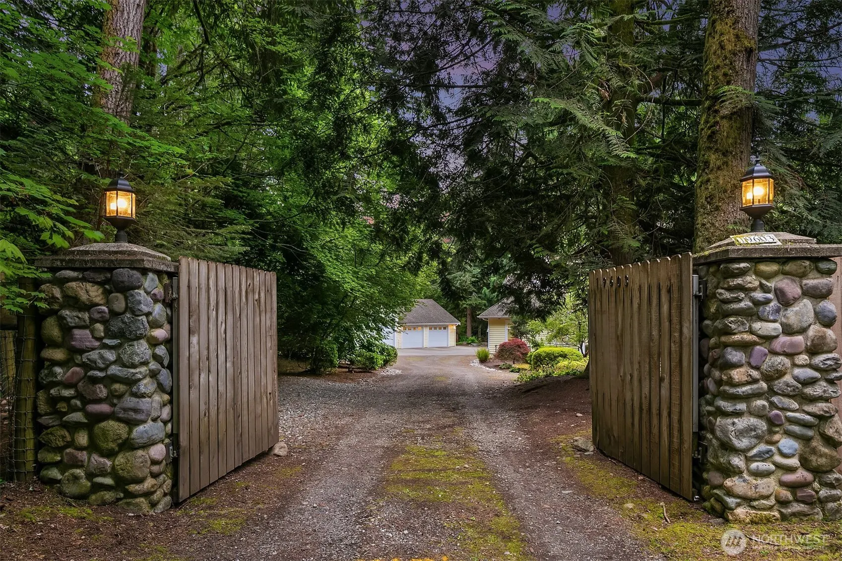 19603 238TH Avenue NE, Woodinville, WA 98077