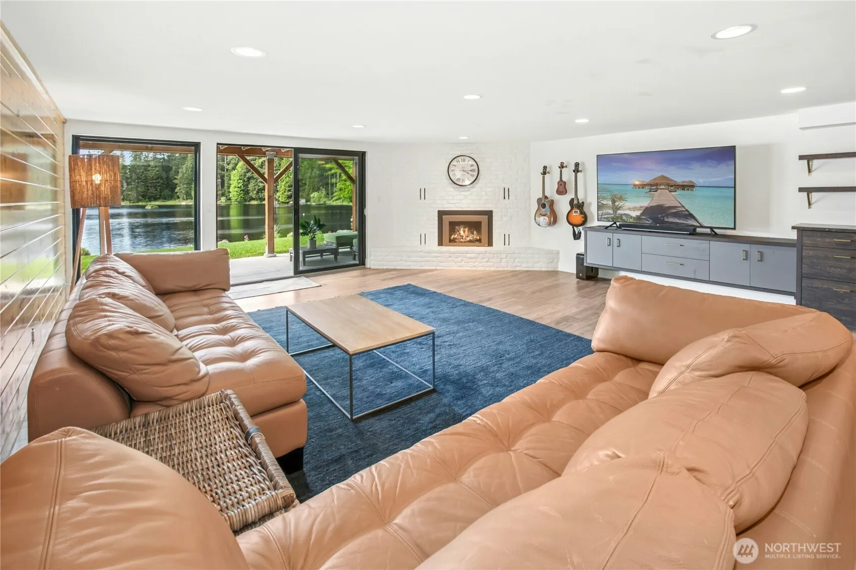 9803 Crystal Lake Drive , Woodinville, WA 98077
