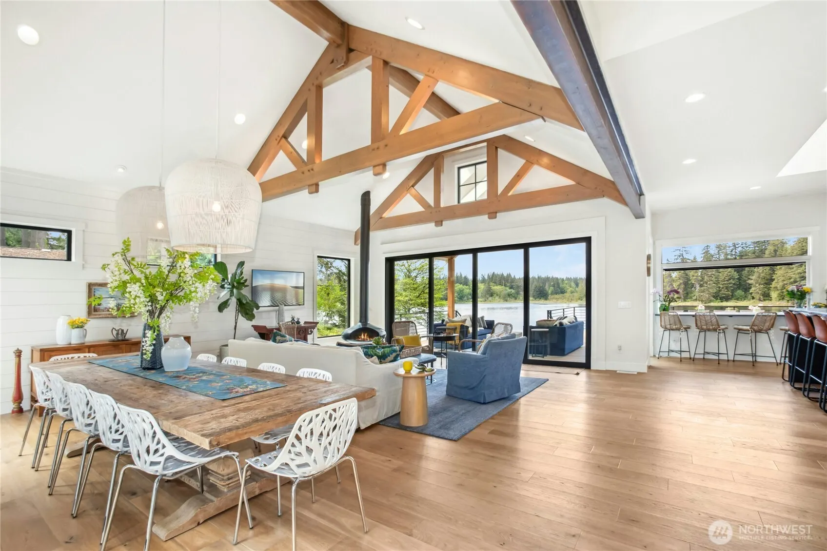9803 Crystal Lake Drive , Woodinville, WA 98077