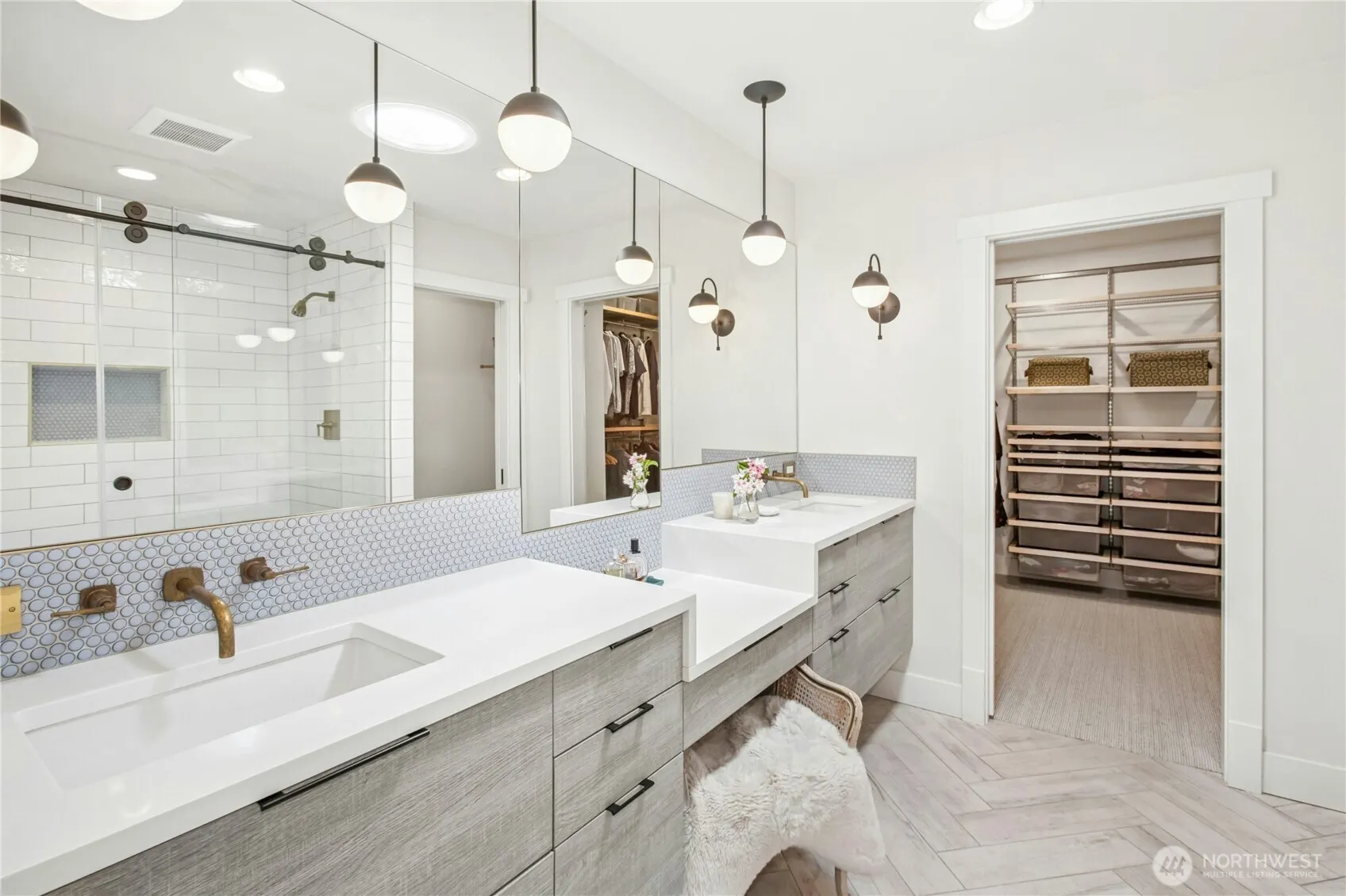 9803 Crystal Lake Drive , Woodinville, WA 98077