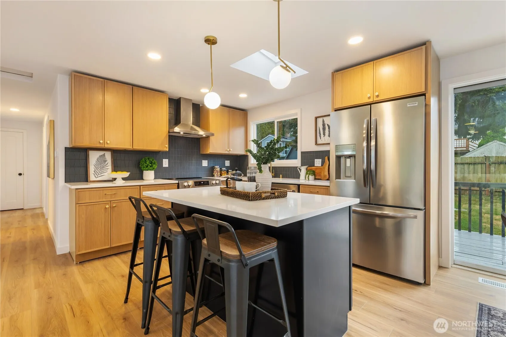 1831 201st Place SW, Lynnwood, WA 98036