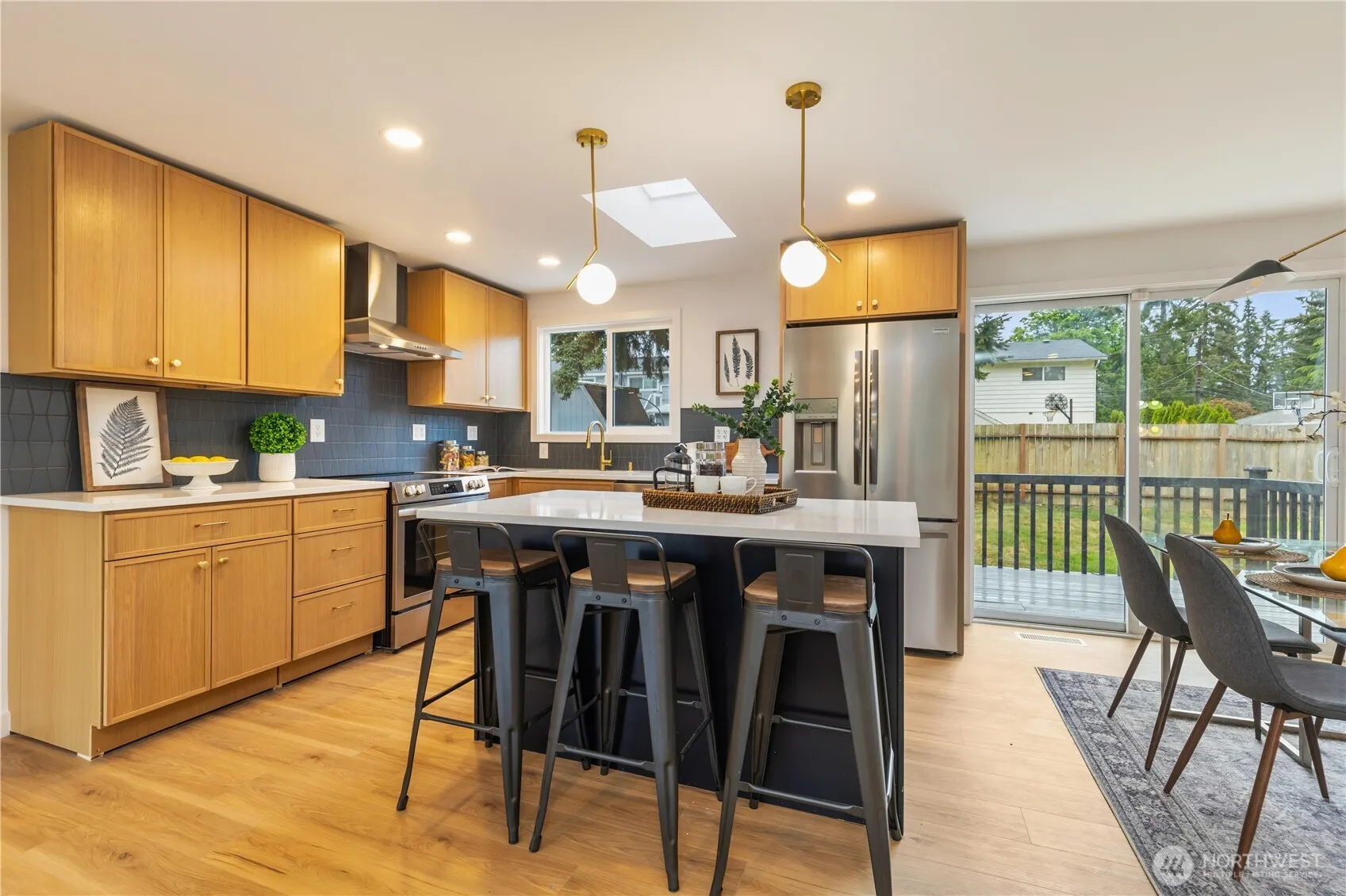 1831 201st Place SW, Lynnwood, WA 98036