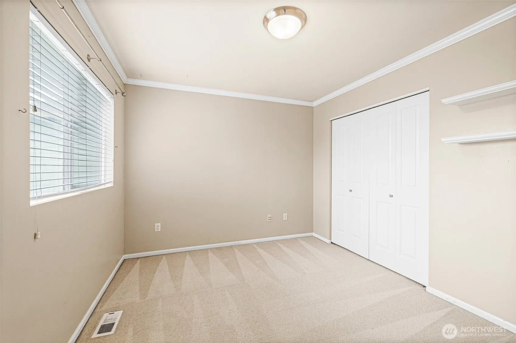 17071 165th Avenue SE, Renton, WA 98058