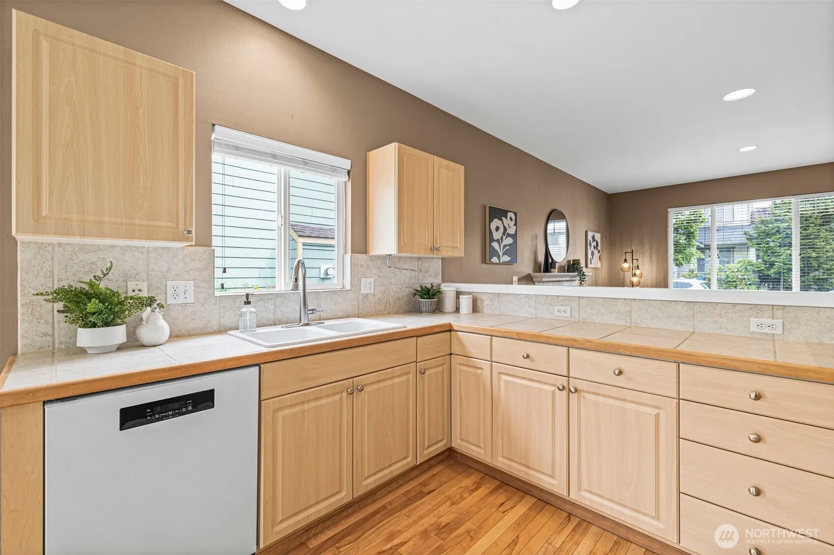 17071 165th Avenue SE, Renton, WA 98058