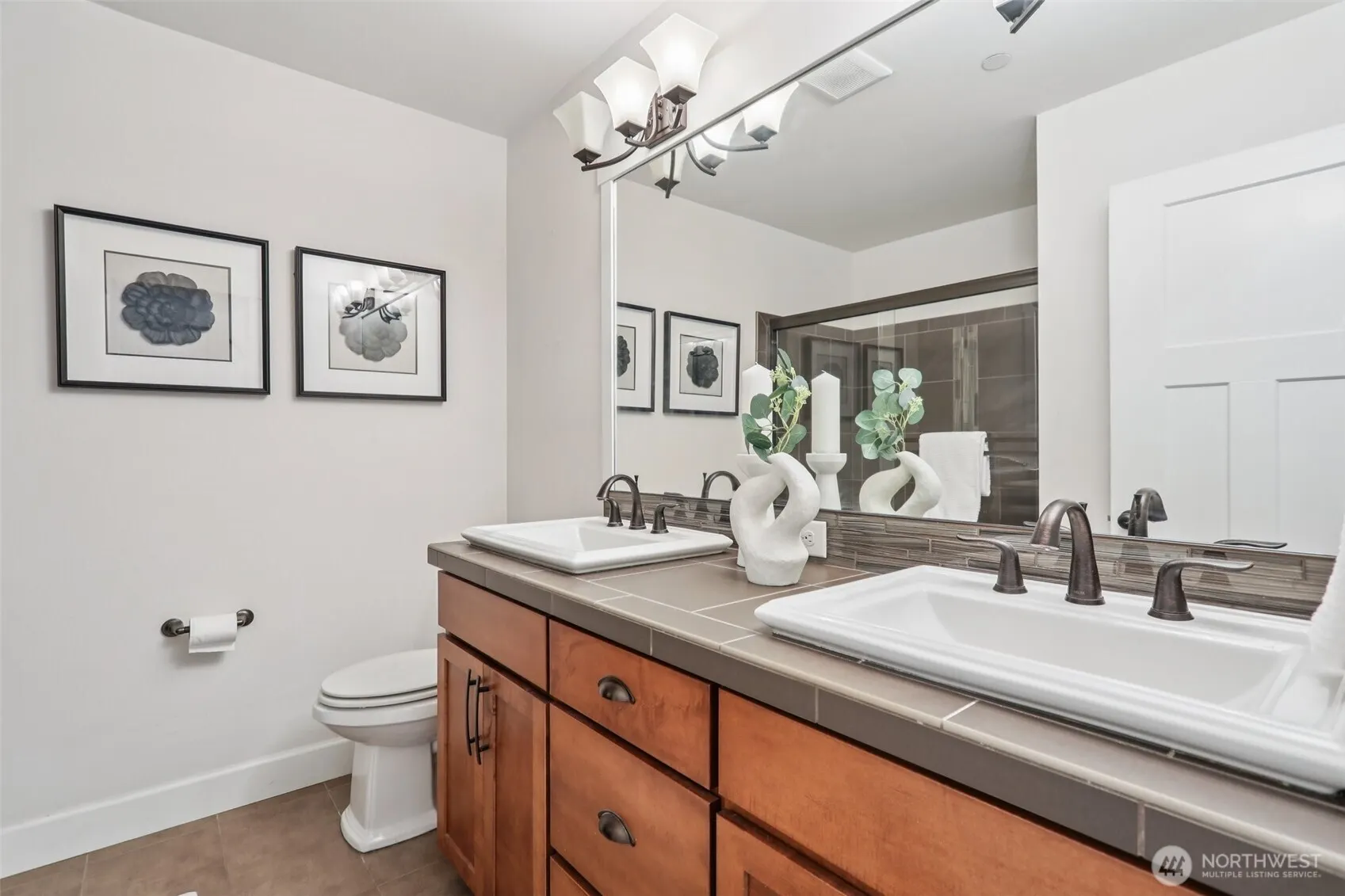 1313 Brooklyn Walk NE, Issaquah, WA 98029