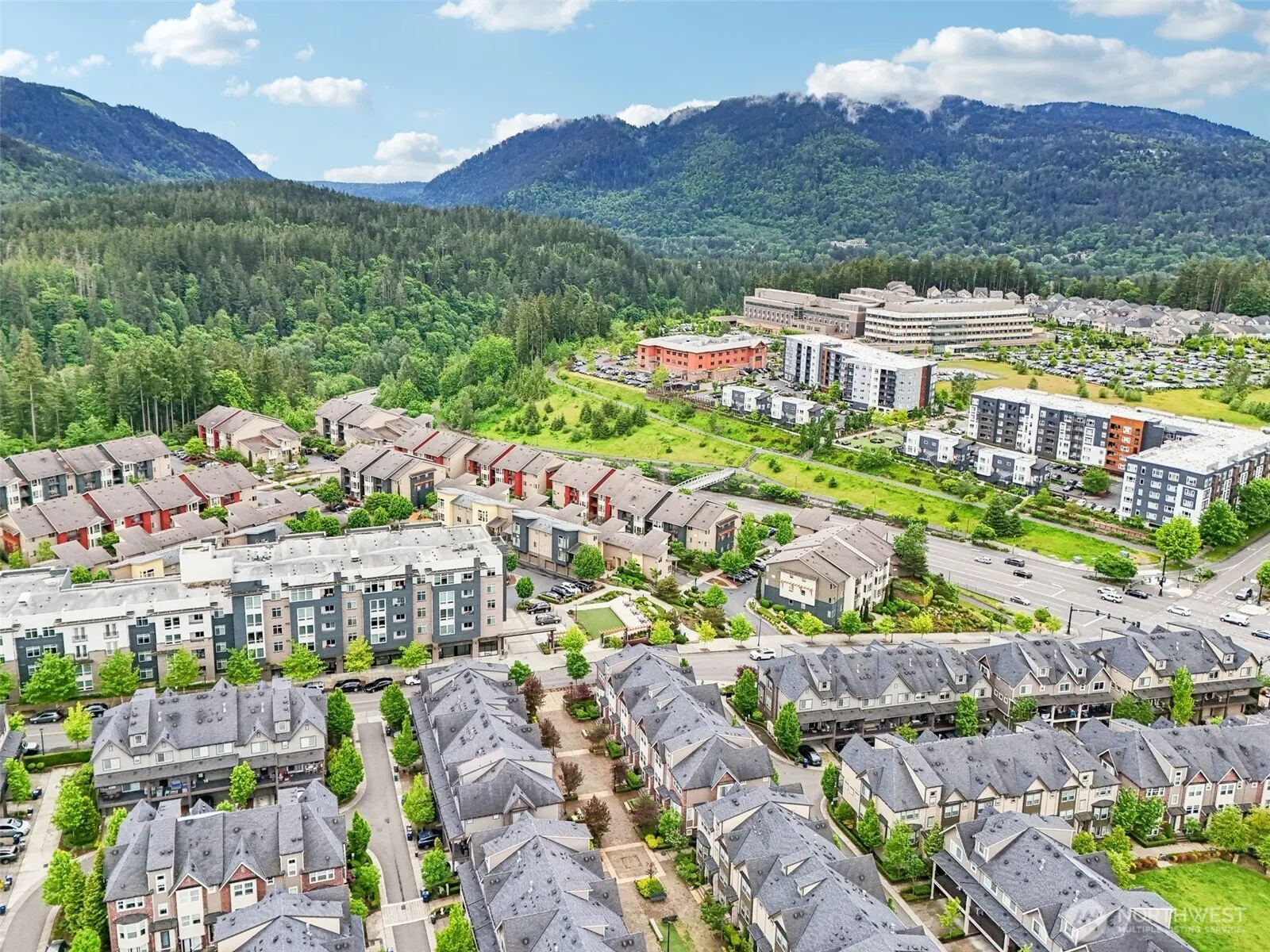 1313 Brooklyn Walk NE, Issaquah, WA 98029