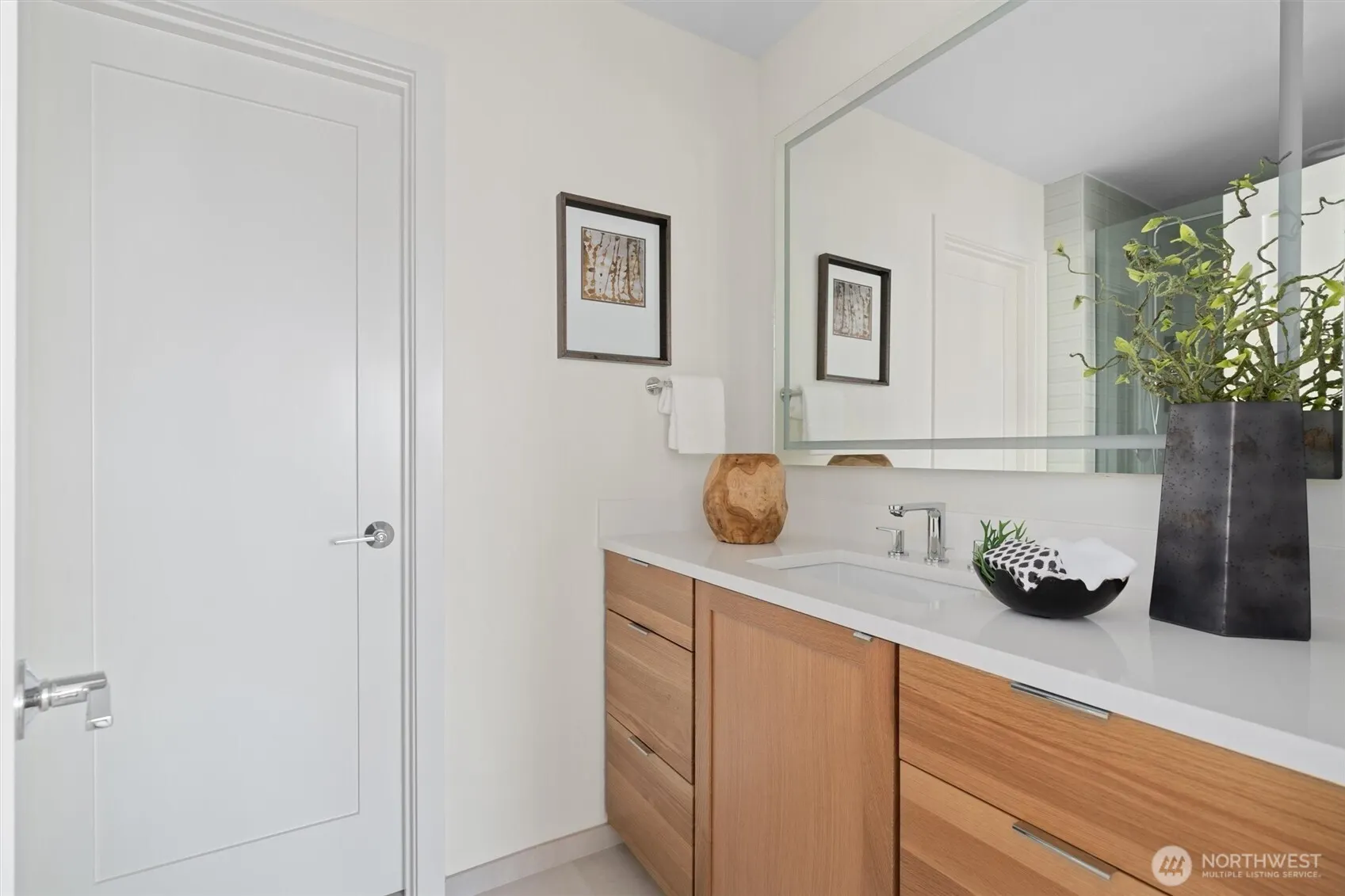 4519 A Bagley Avenue N, Seattle, WA 98103