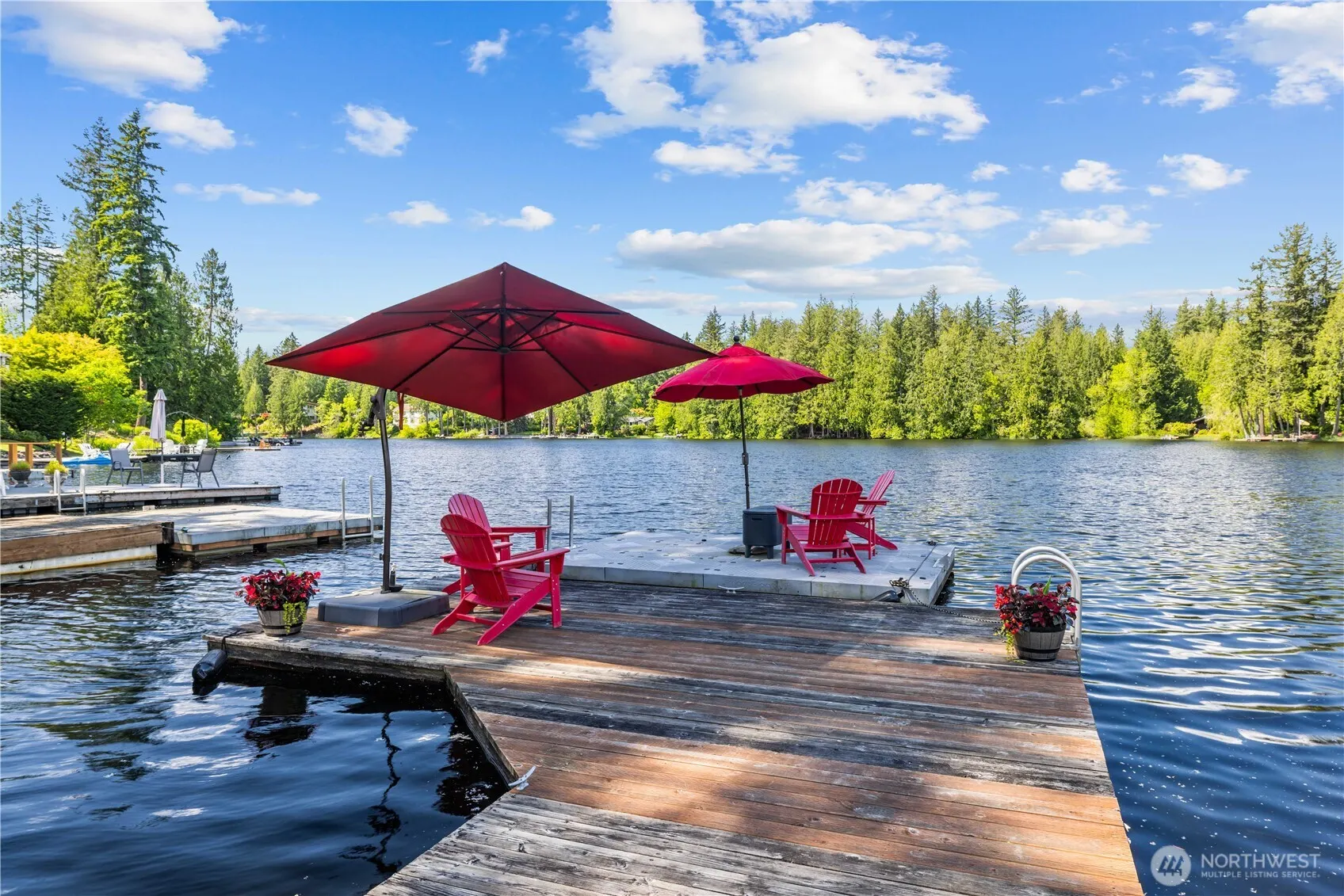 2045 E Beaver Lake Drive SE, Sammamish, WA 98075