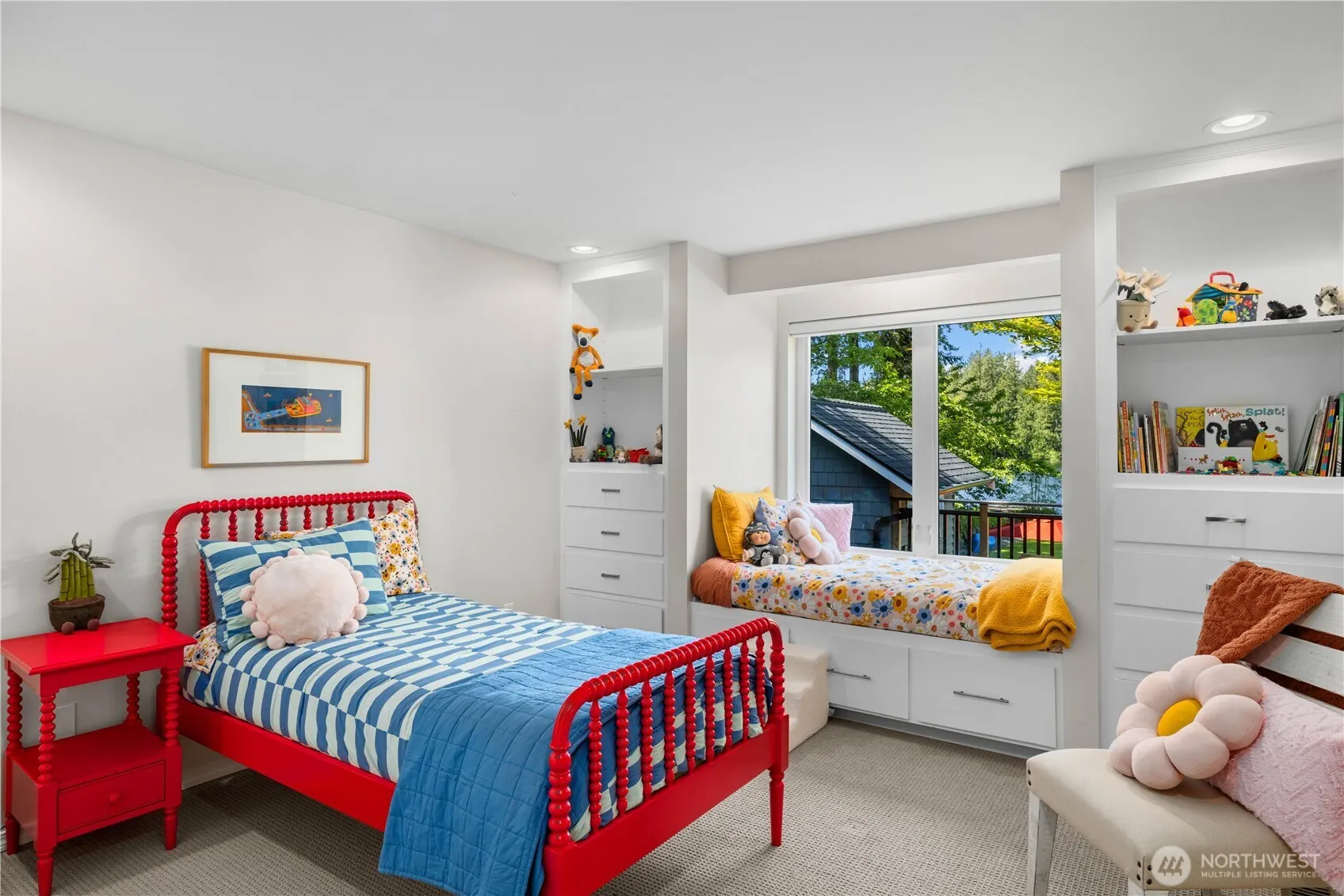 2045 E Beaver Lake Drive SE, Sammamish, WA 98075