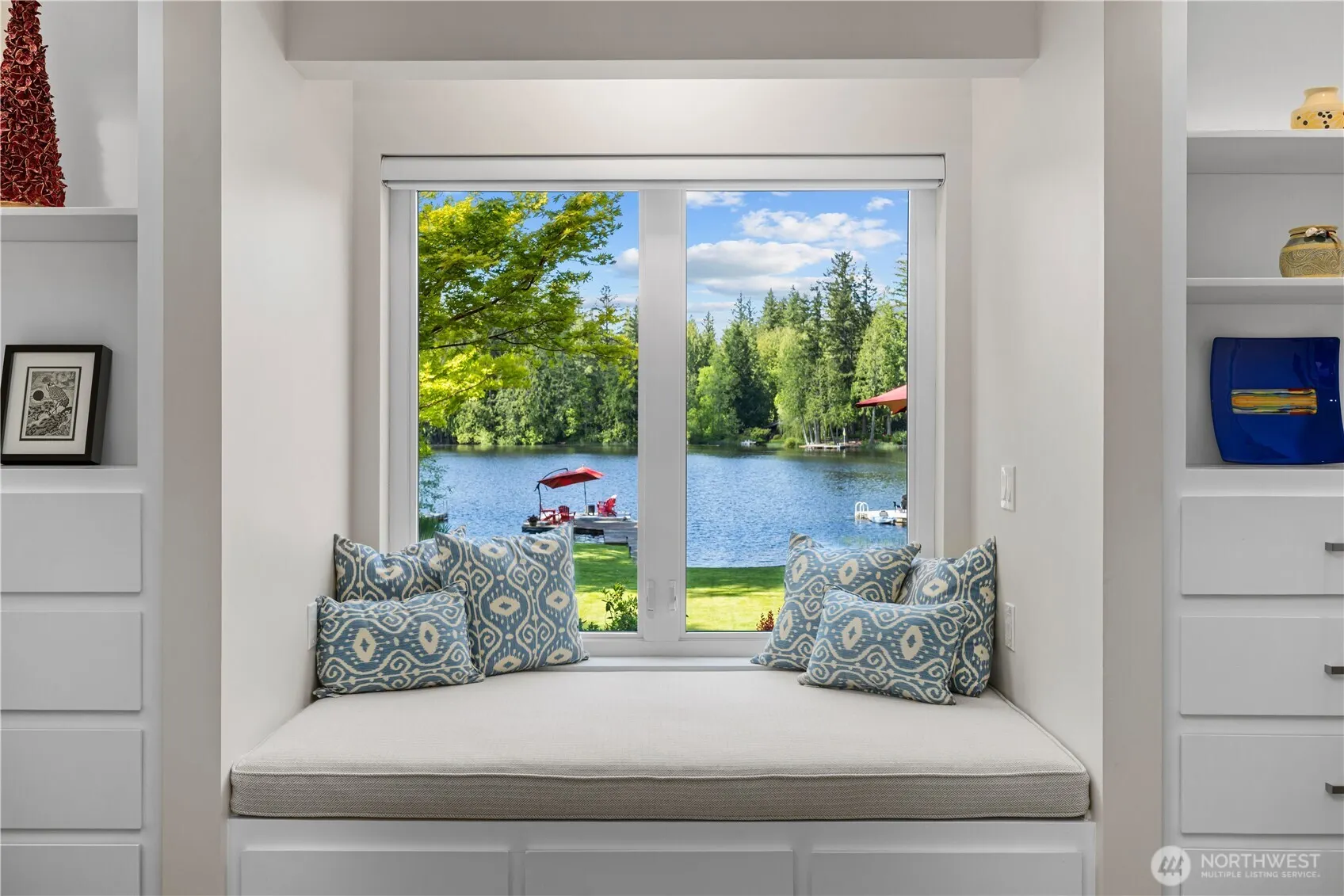 2045 E Beaver Lake Drive SE, Sammamish, WA 98075