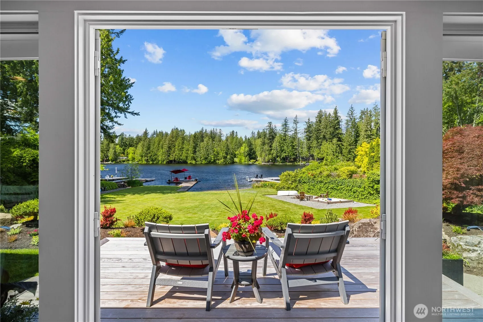 2045 E Beaver Lake Drive SE, Sammamish, WA 98075