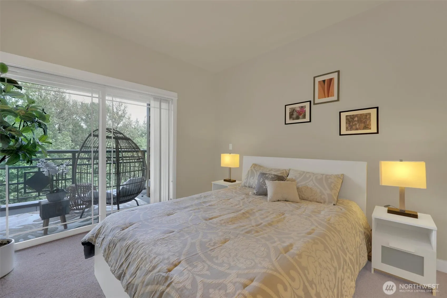 1000 Cabin Creek Lane SW #C203, Issaquah, WA 98027