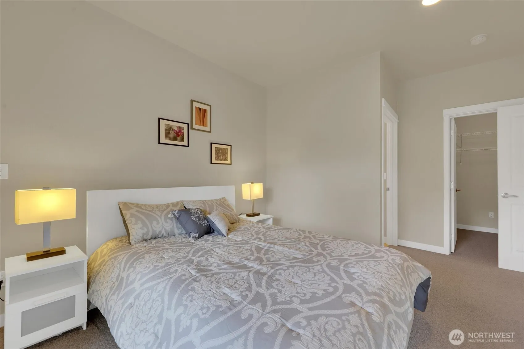 1000 Cabin Creek Lane SW #C203, Issaquah, WA 98027