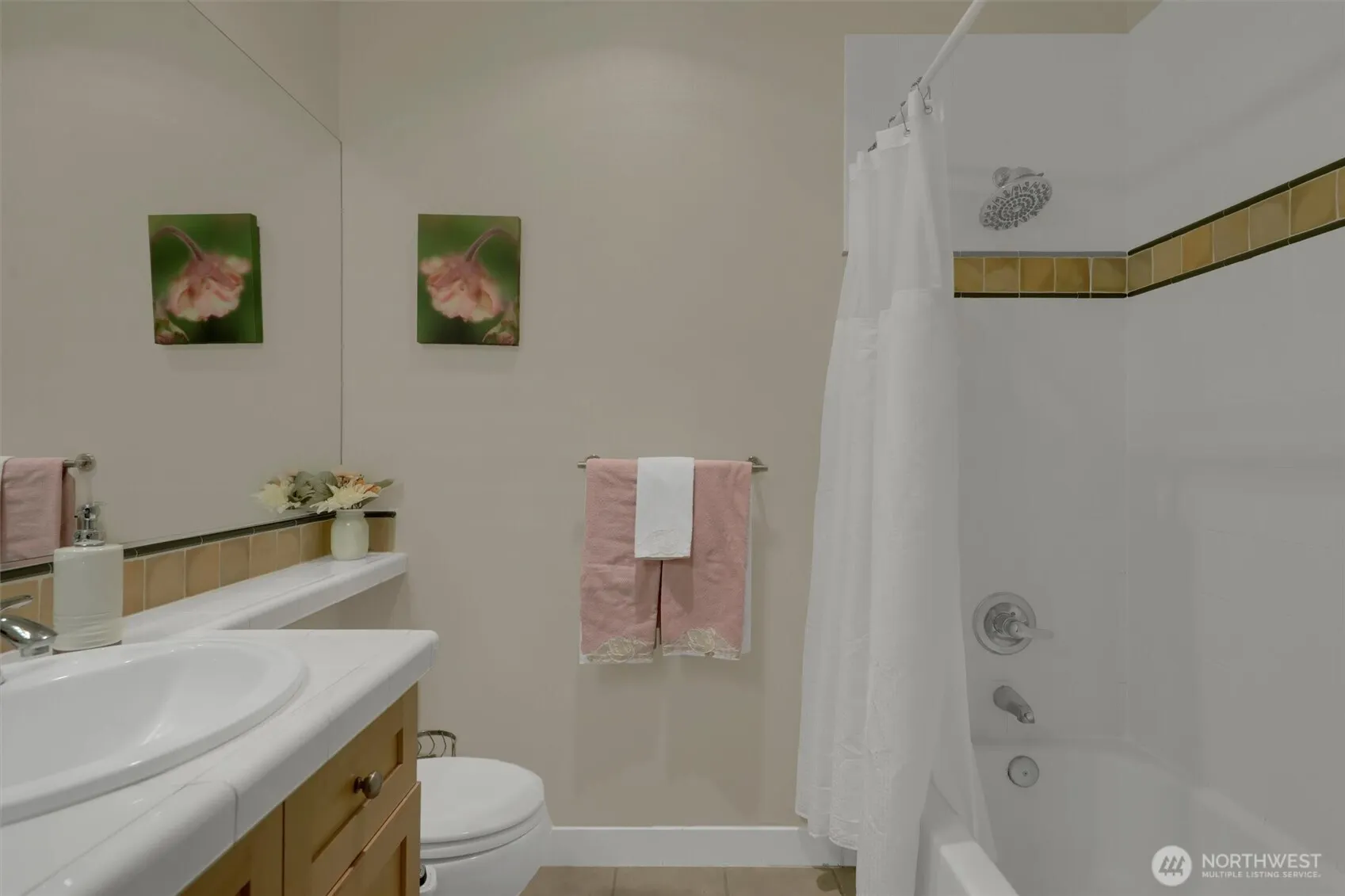 1000 Cabin Creek Lane SW #C203, Issaquah, WA 98027